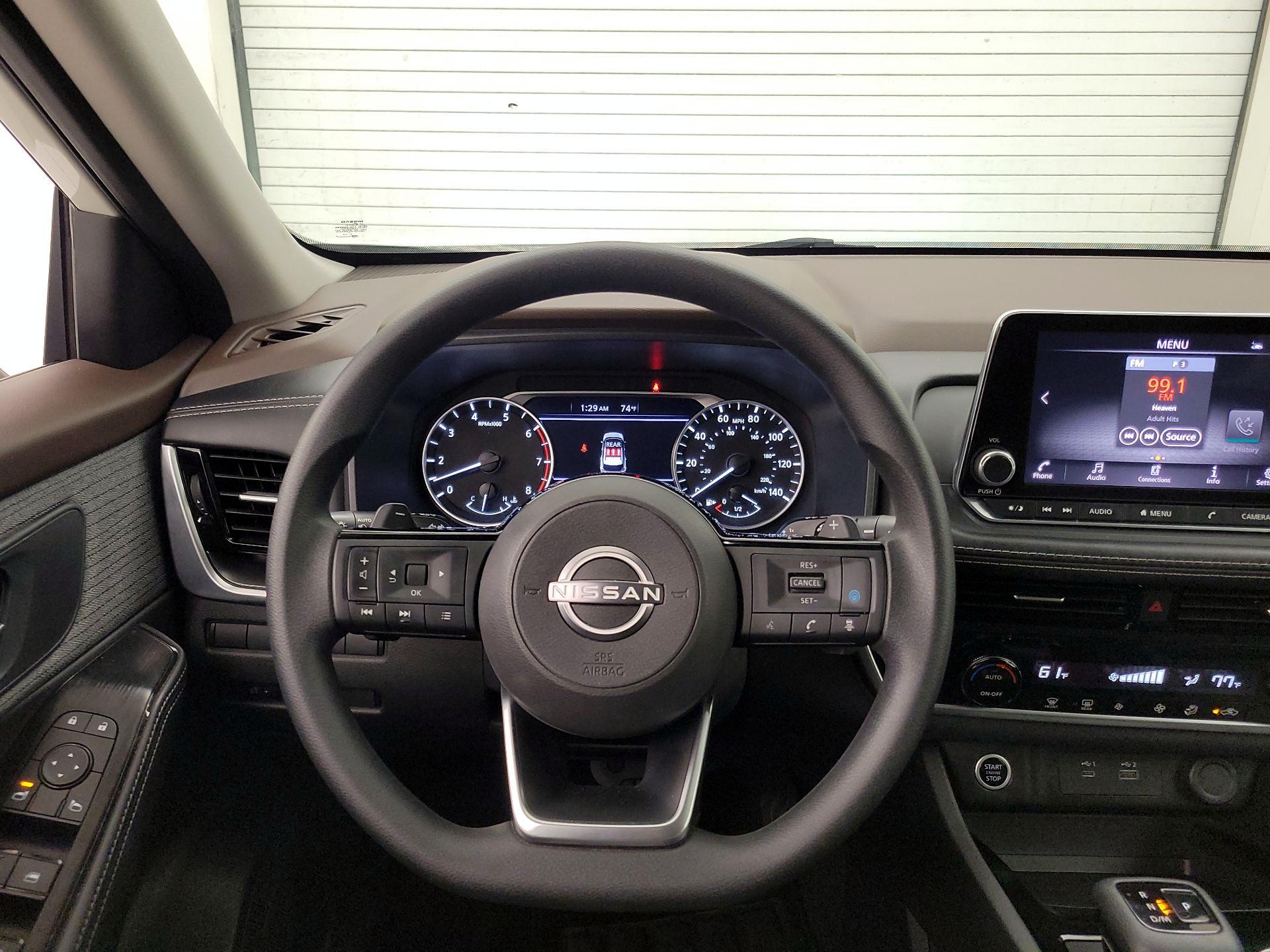 Thumbnail: 2023 Nissan Rogue - 10