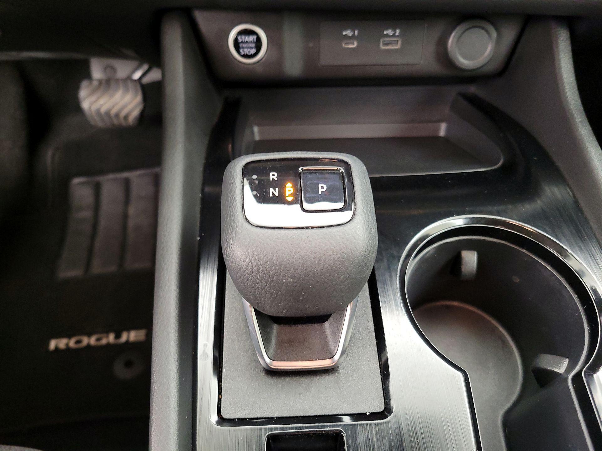 Thumbnail: 2023 Nissan Rogue - 17