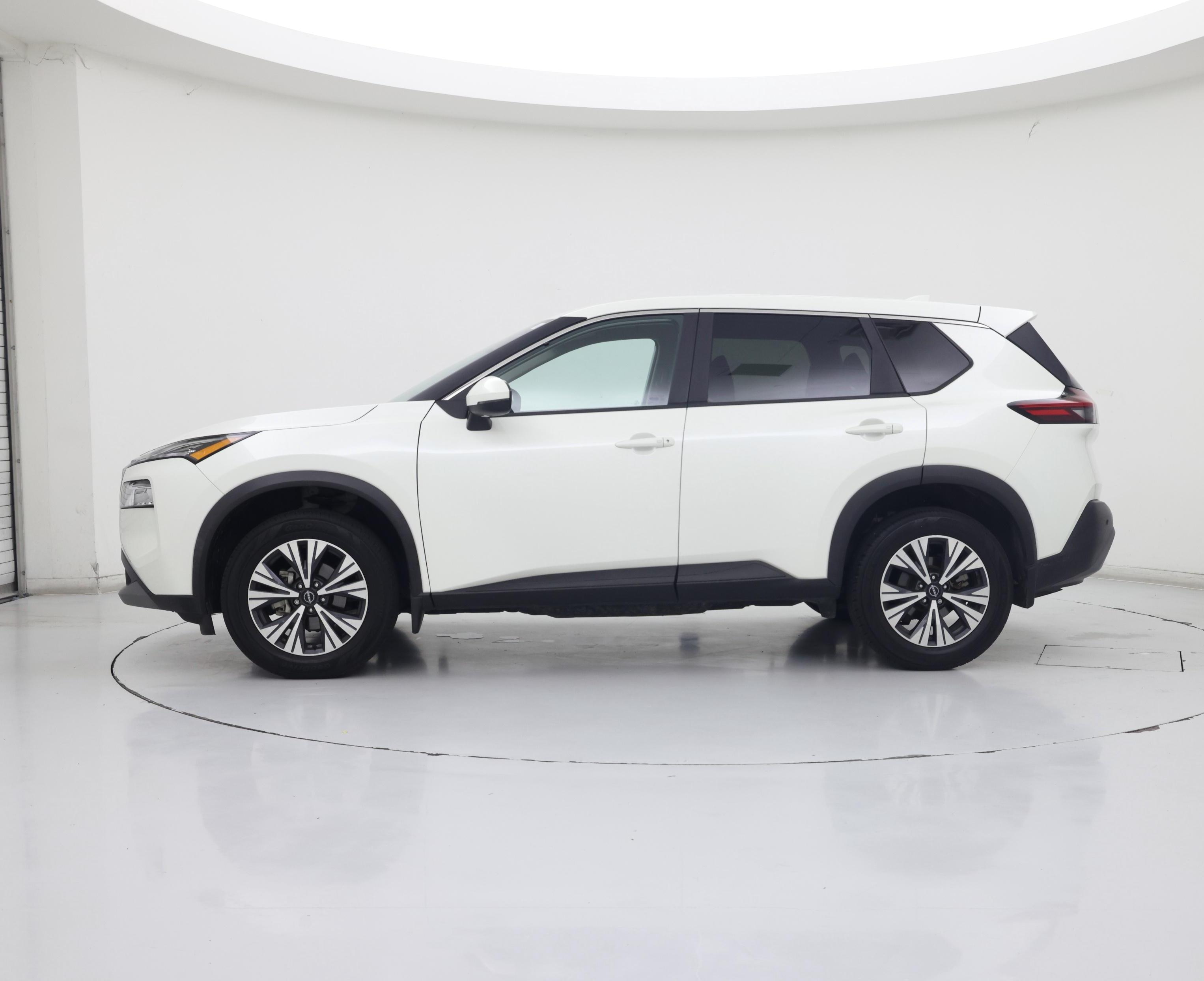 Thumbnail: 2023 Nissan Rogue - 3