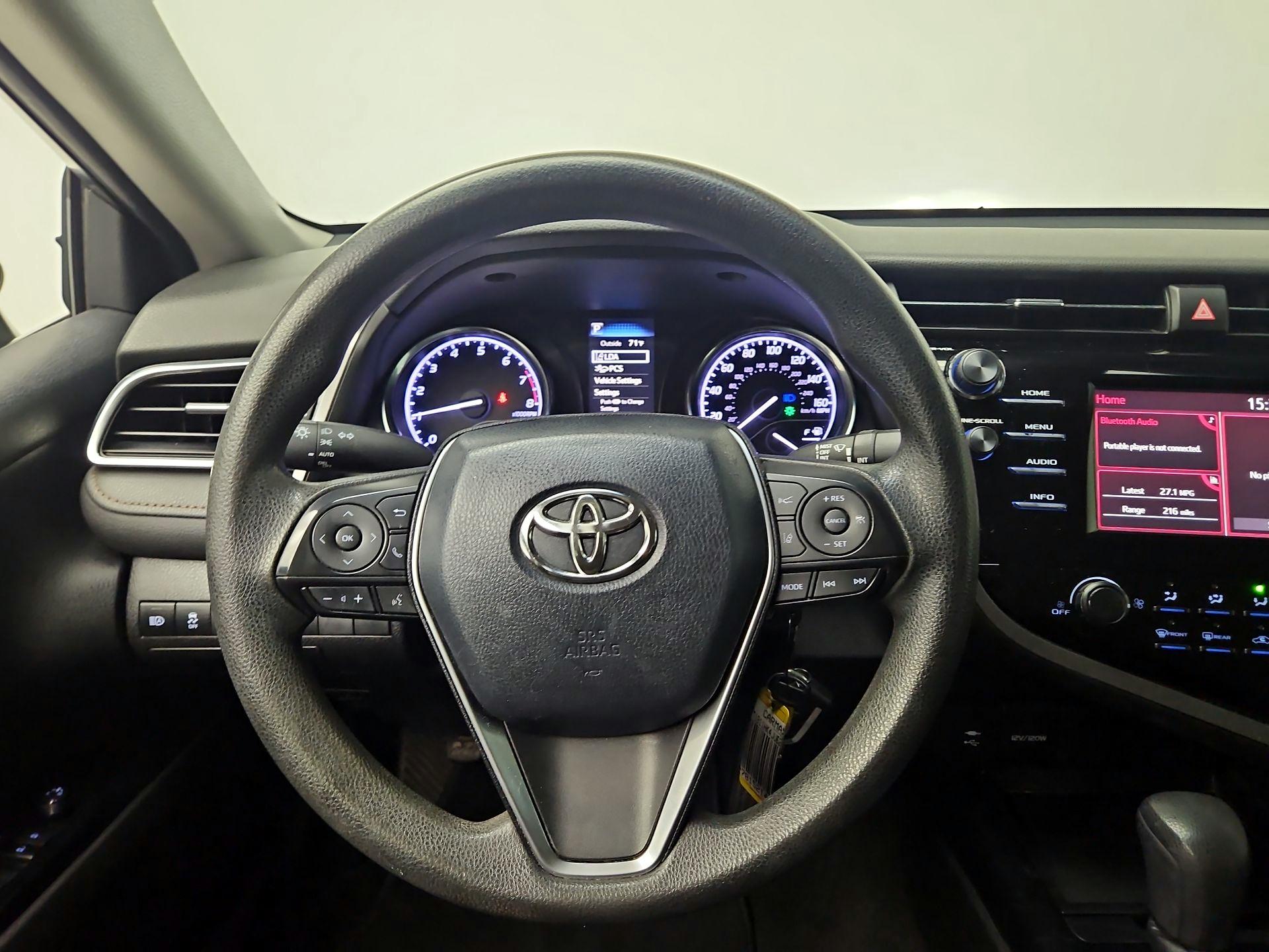 Thumbnail: 2018 Toyota Camry - 10