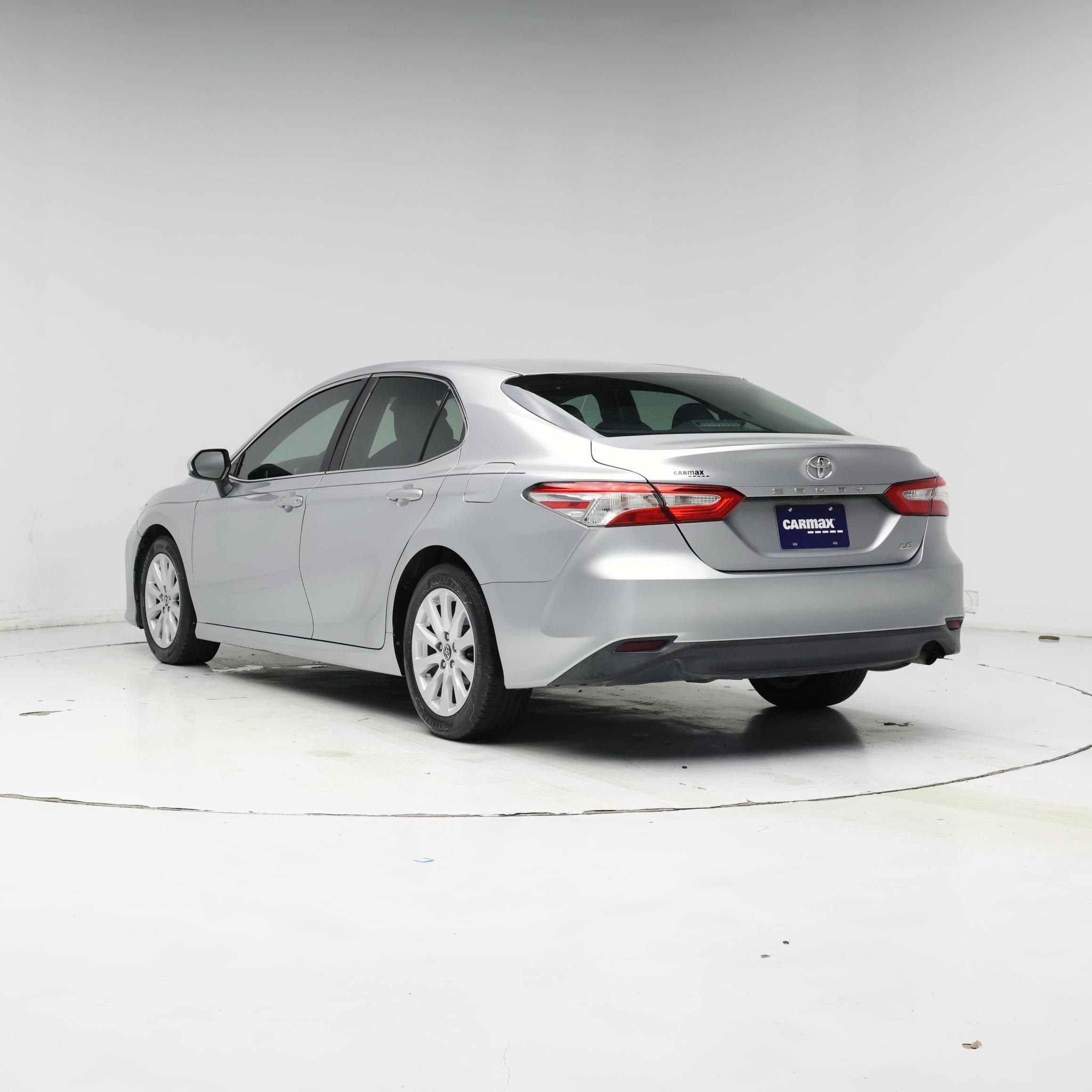 Thumbnail: 2018 Toyota Camry - 2
