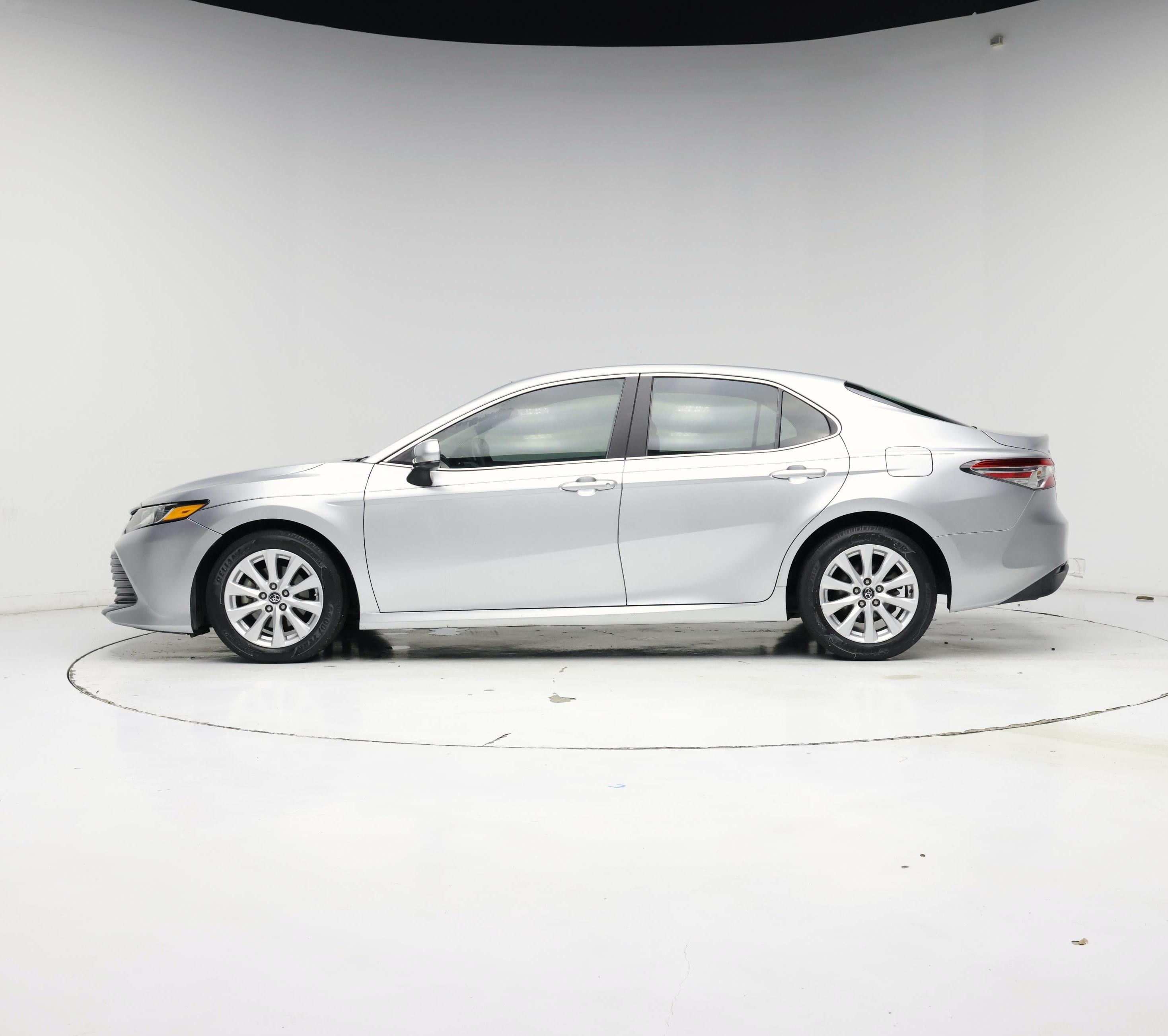 Thumbnail: 2018 Toyota Camry - 3