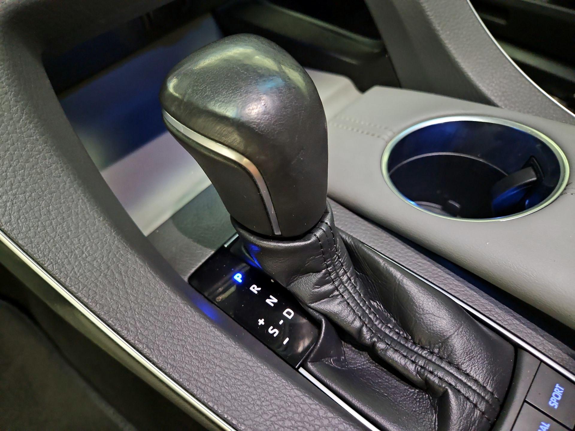 Thumbnail: 2019 Toyota Avalon - 18