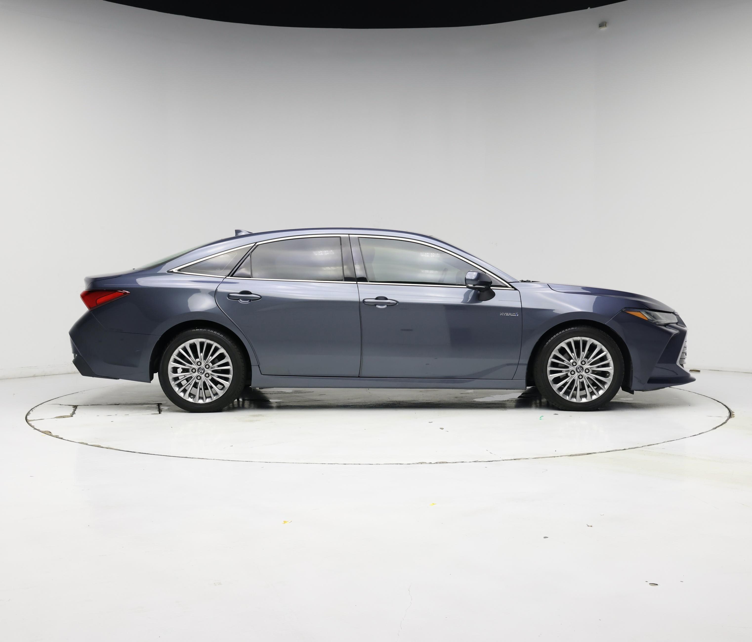 Thumbnail: 2019 Toyota Avalon - 7