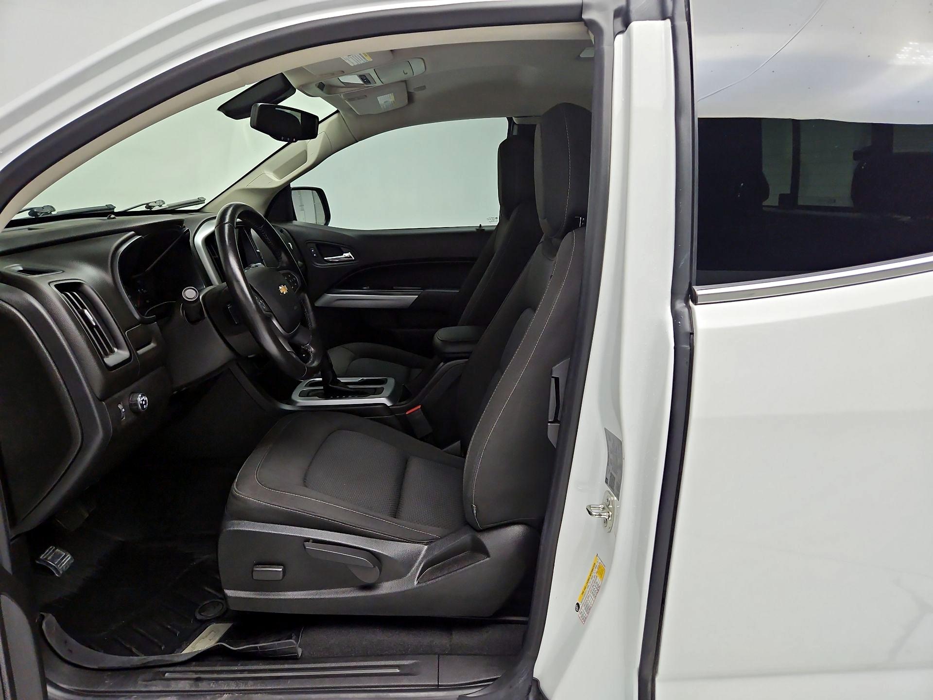 Thumbnail: 2019 Chevrolet Colorado - 11