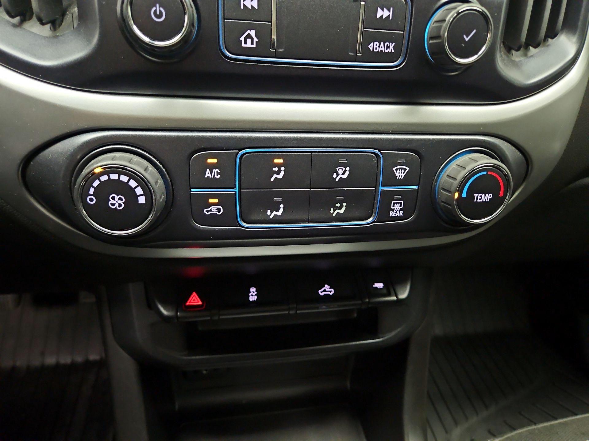 Thumbnail: 2019 Chevrolet Colorado - 16