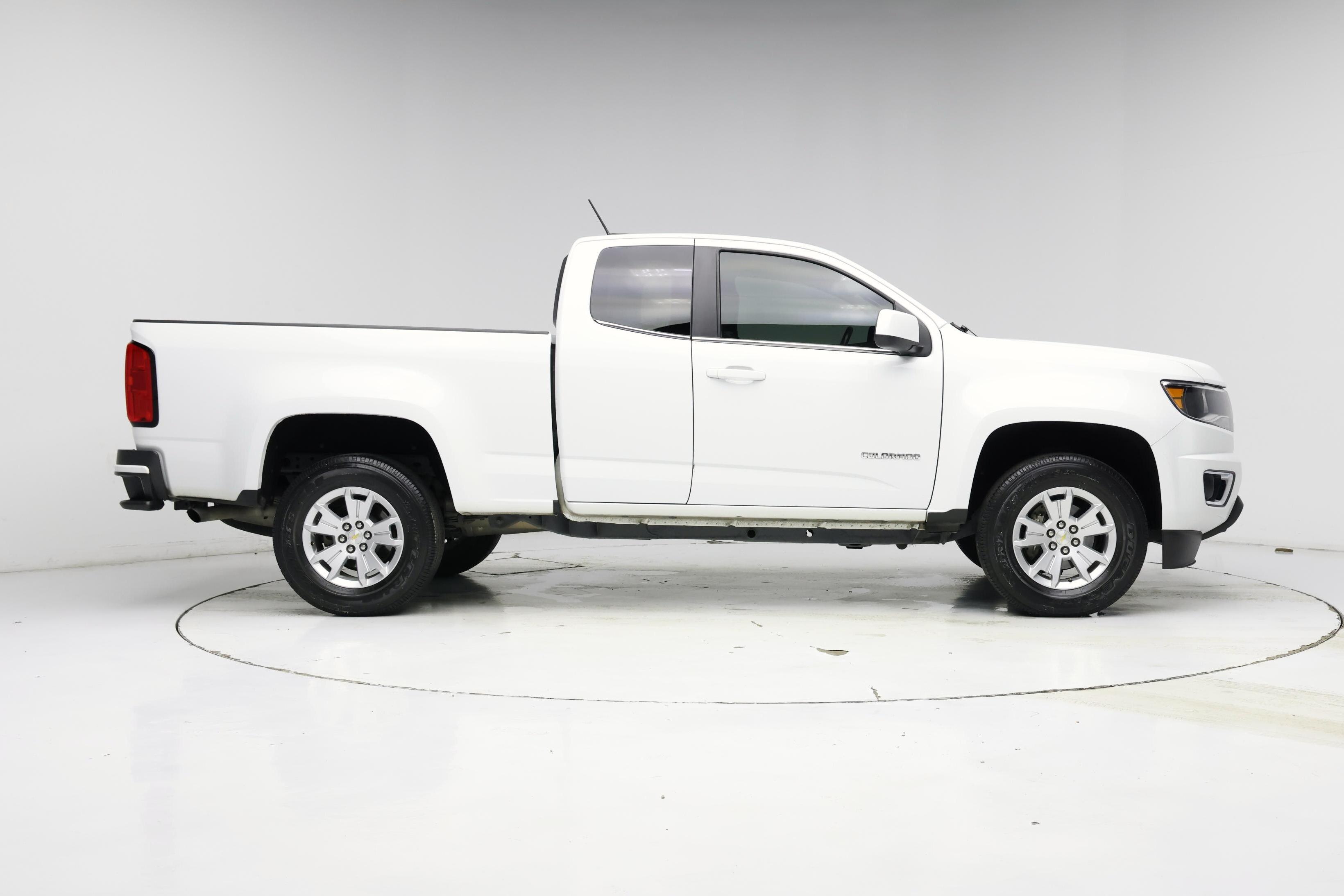 Thumbnail: 2019 Chevrolet Colorado - 7