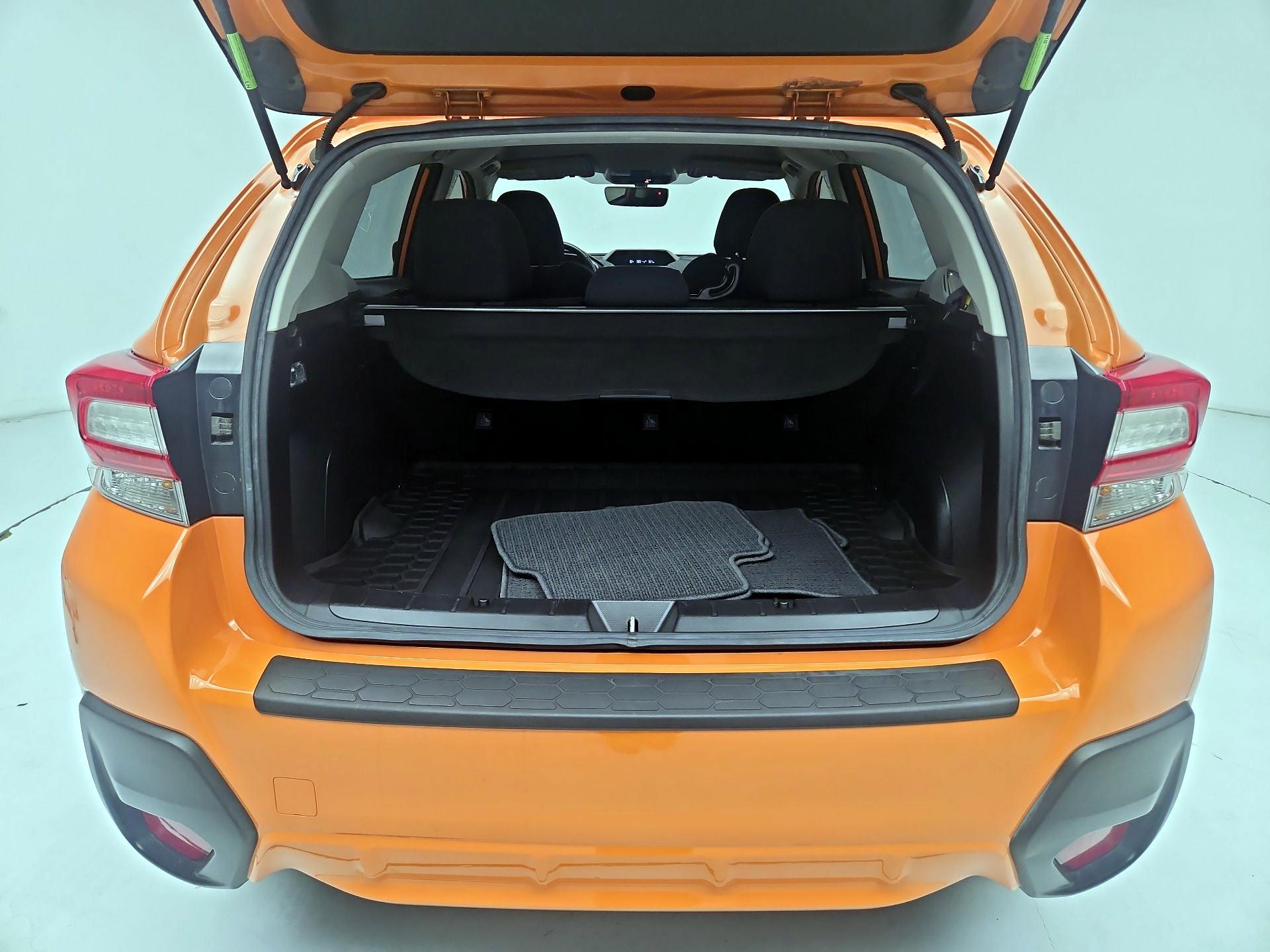 Thumbnail: 2018 Subaru Crosstrek - 19