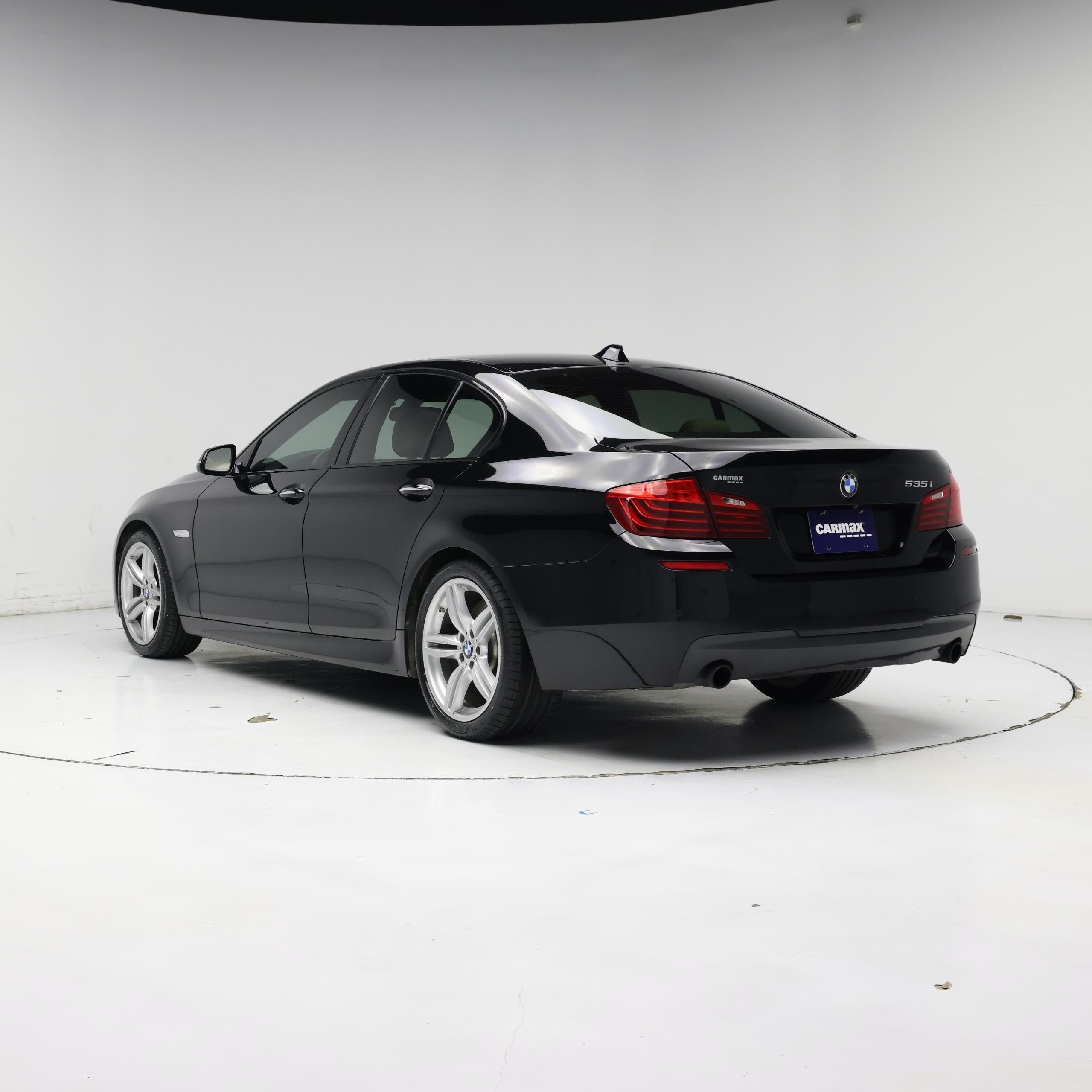 Thumbnail: 2016 BMW 5 Series - 2