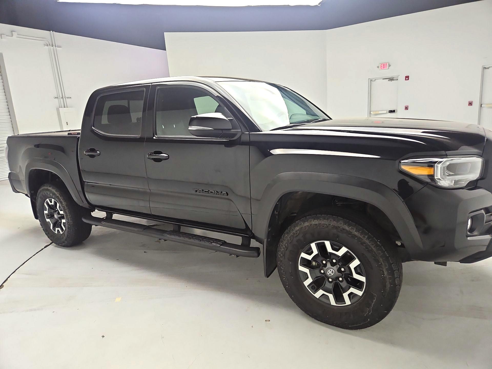 Thumbnail: 2022 Toyota Tacoma - 4