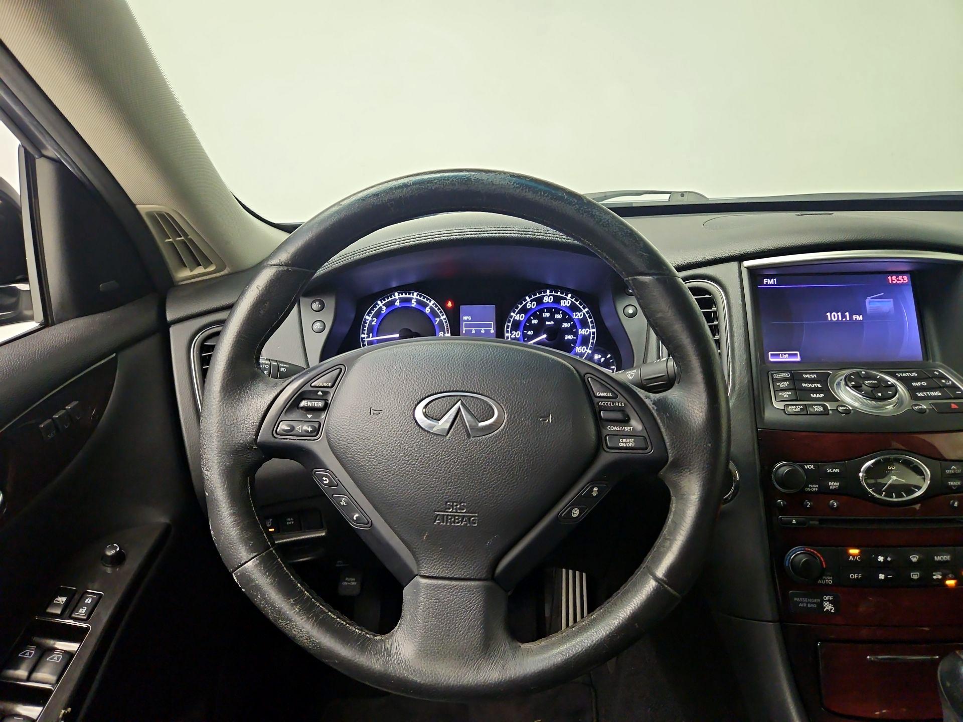 Thumbnail: 2017 INFINITI QX50 - 10