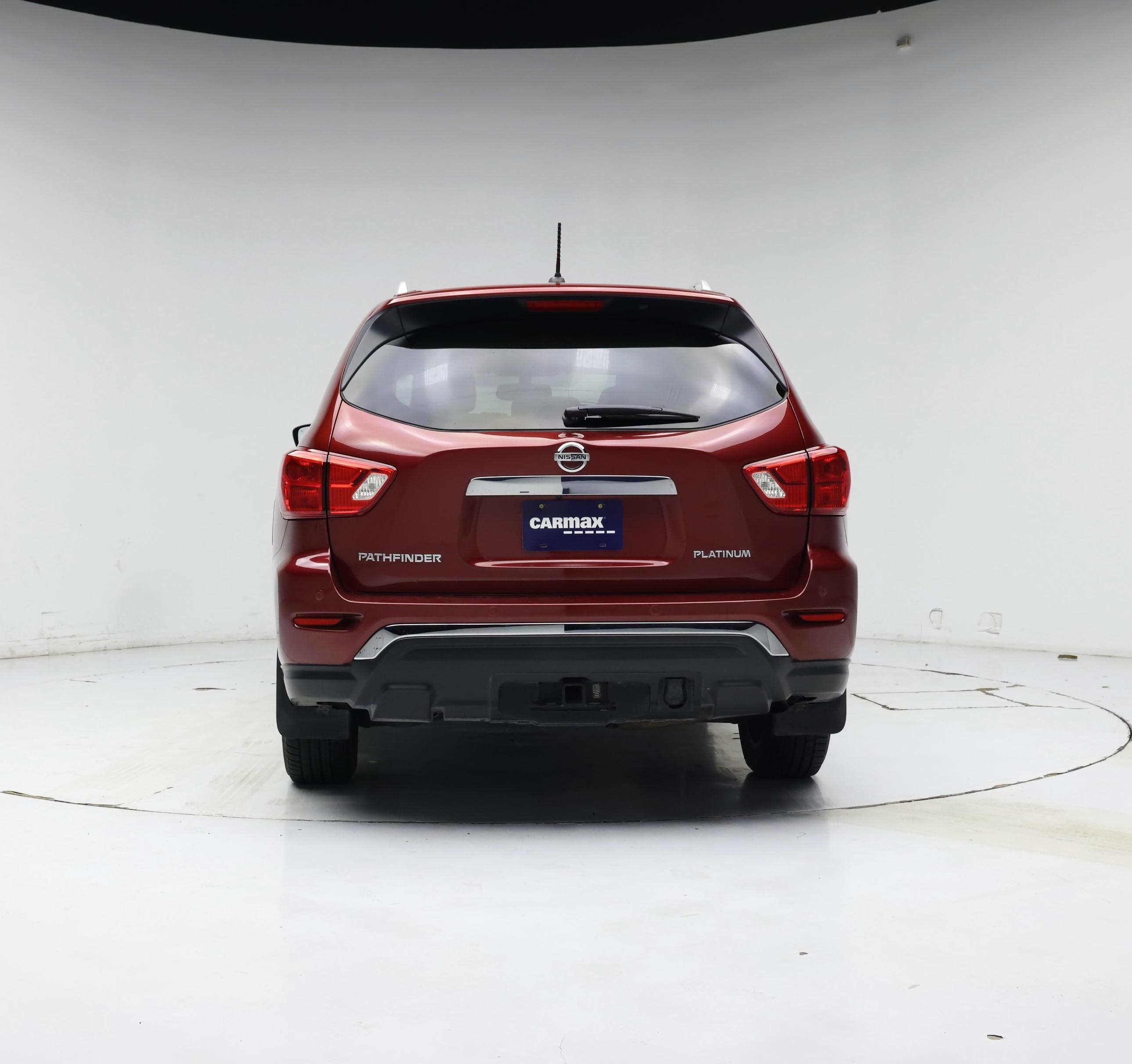 Thumbnail: 2017 Nissan Pathfinder - 6