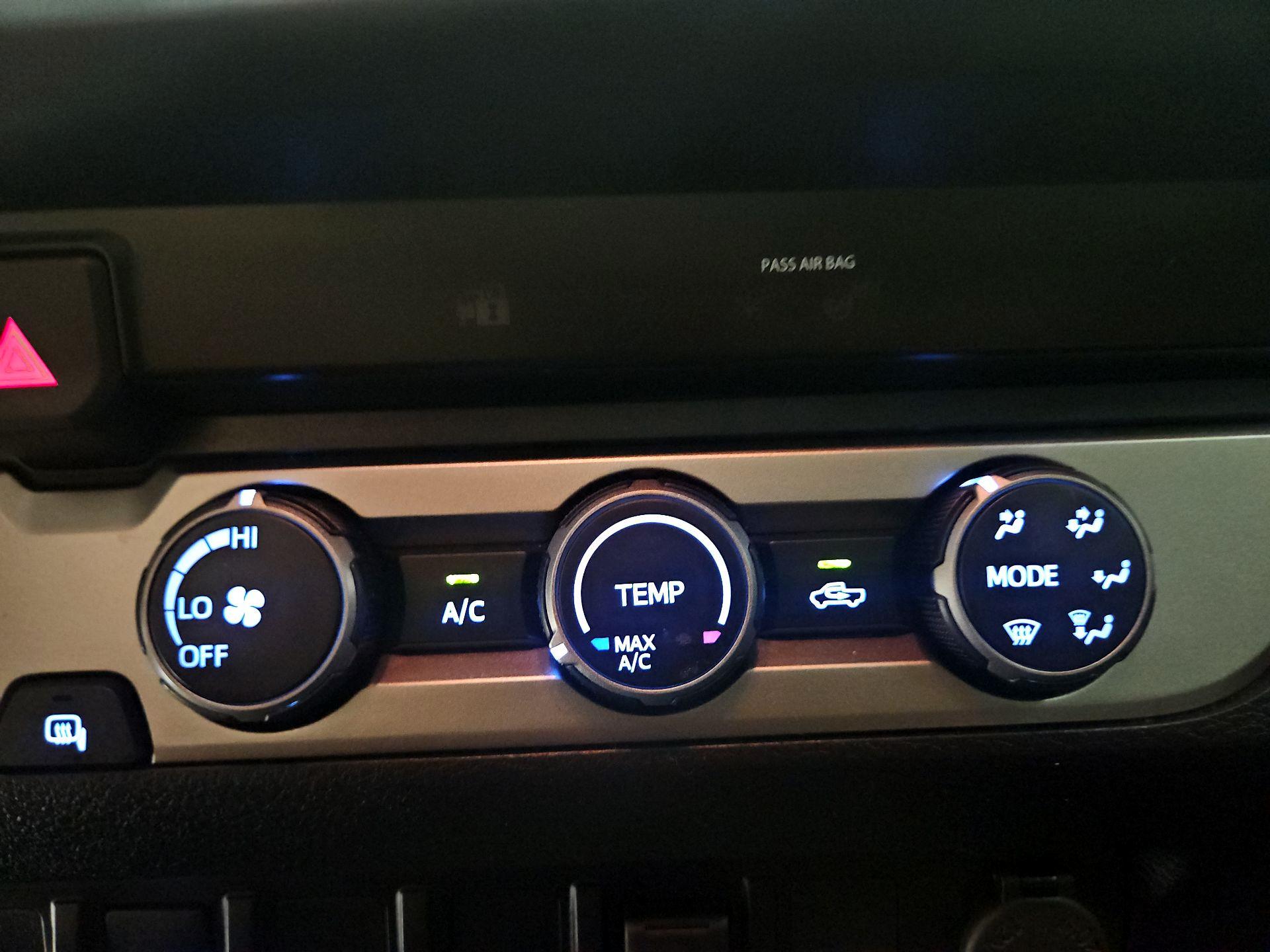 Thumbnail: 2020 Toyota Tacoma - 16
