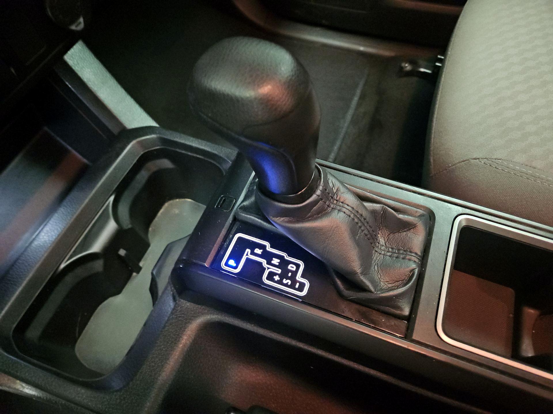 Thumbnail: 2020 Toyota Tacoma - 17