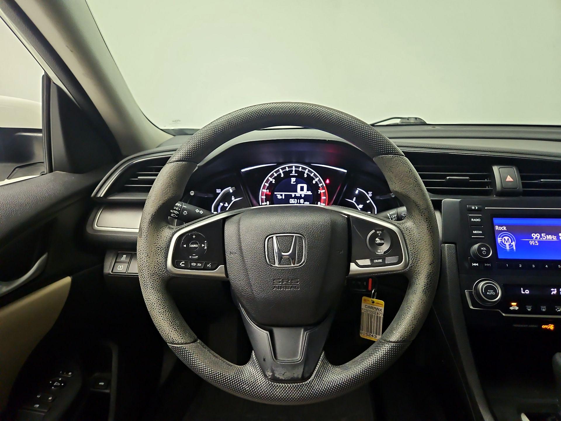 Thumbnail: 2016 Honda Civic - 10
