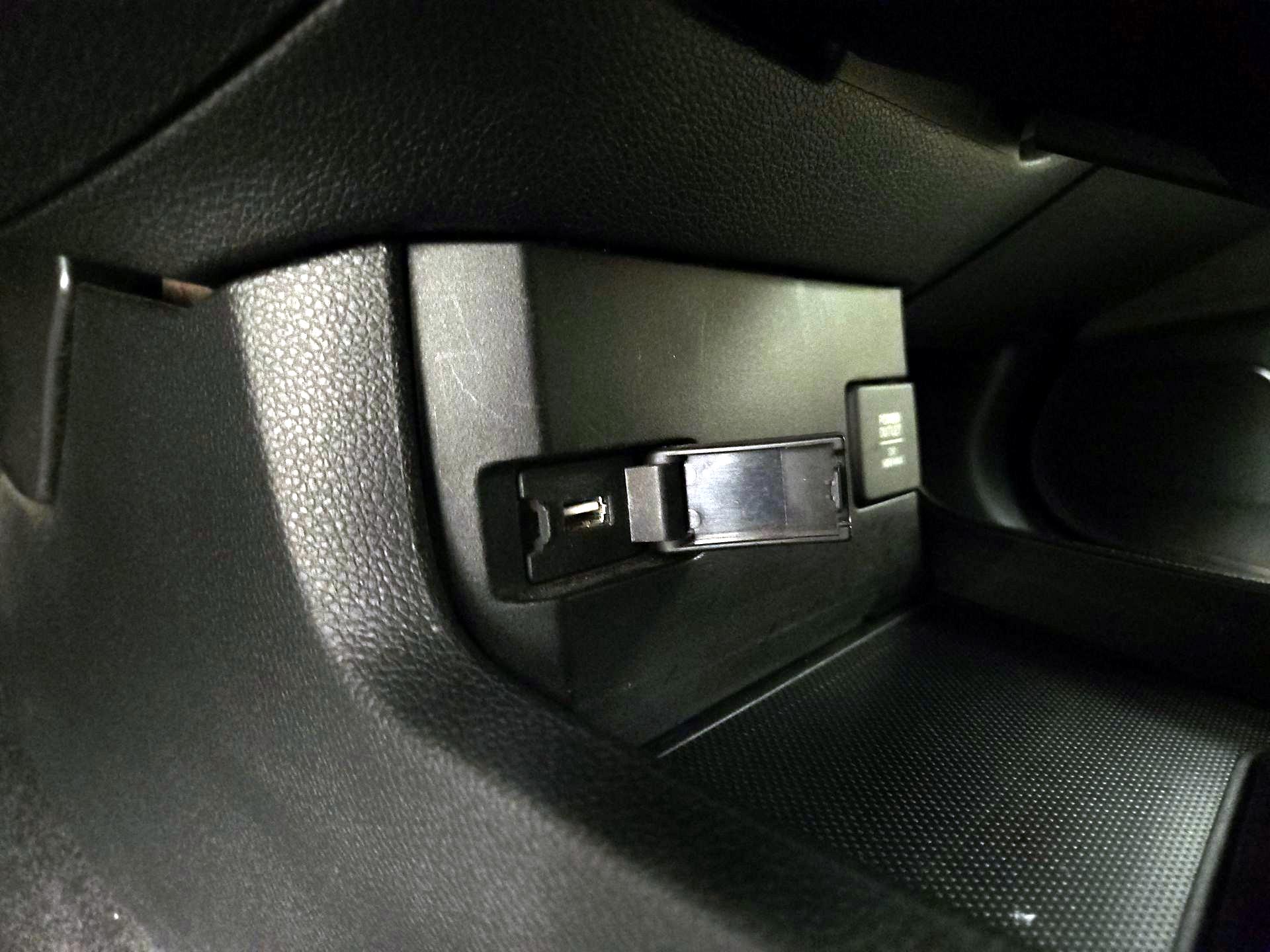 Thumbnail: 2016 Honda Civic - 18