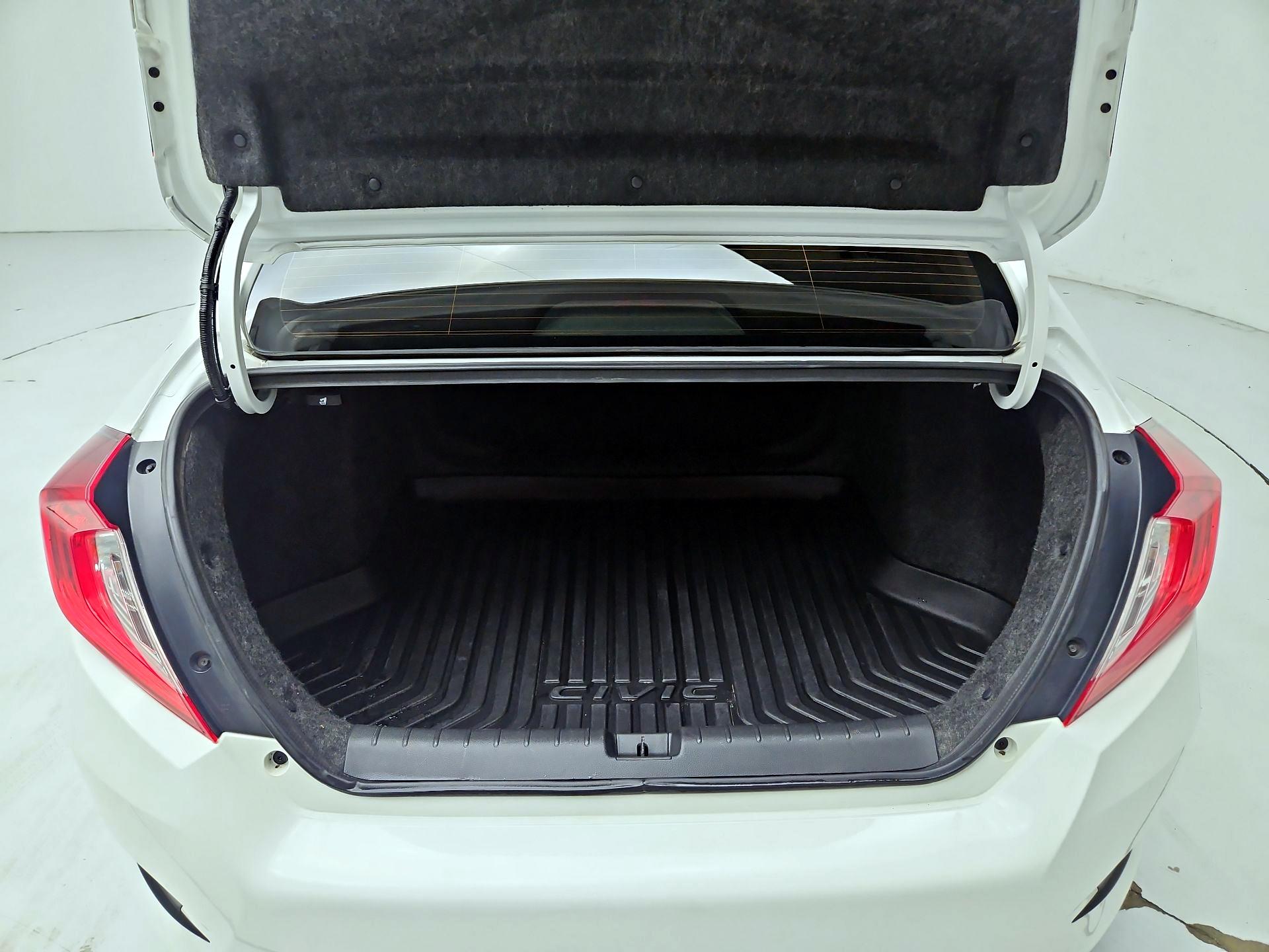 Thumbnail: 2016 Honda Civic - 20
