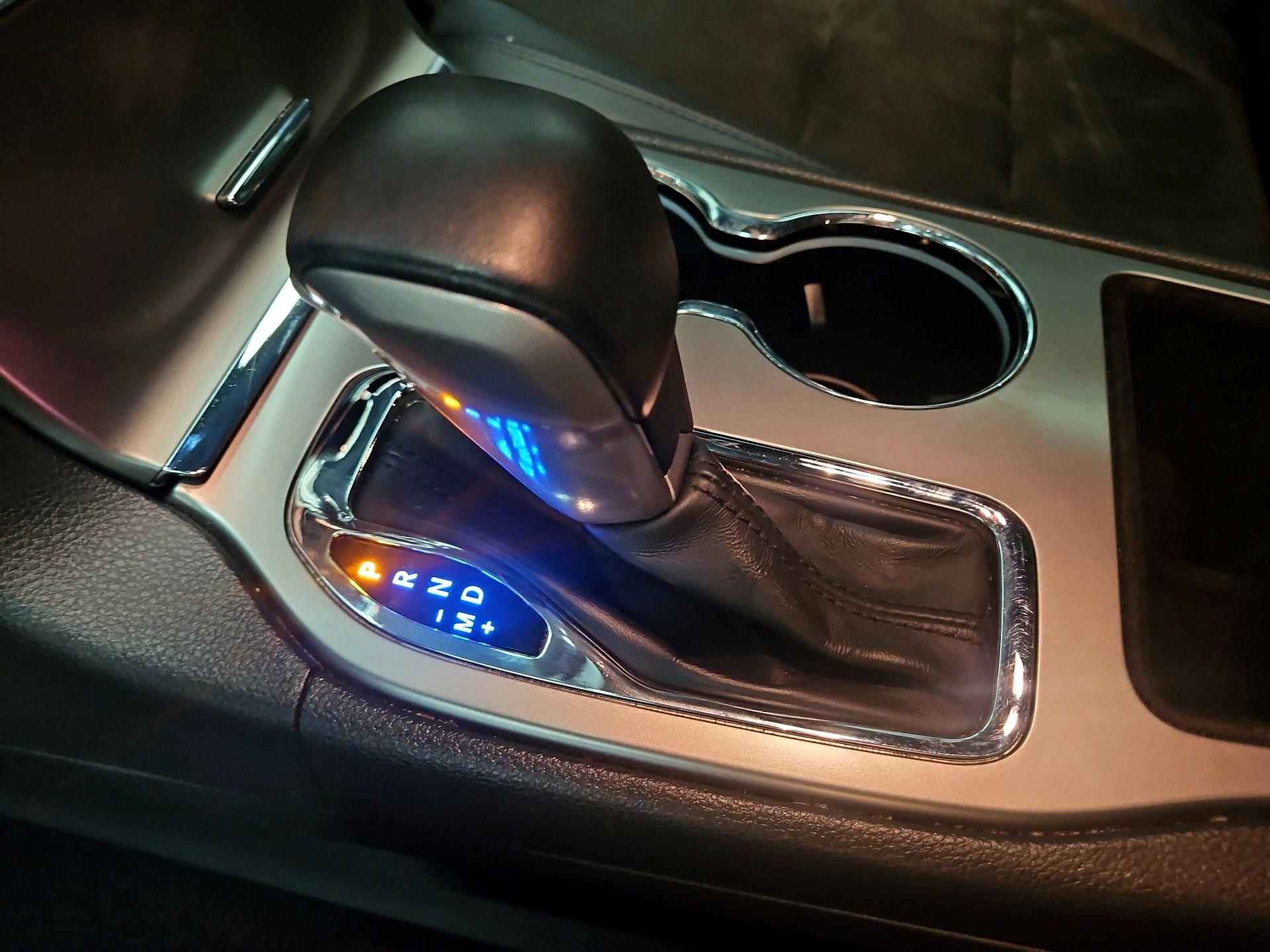 Thumbnail: 2020 Jeep Grand Cherokee - 18