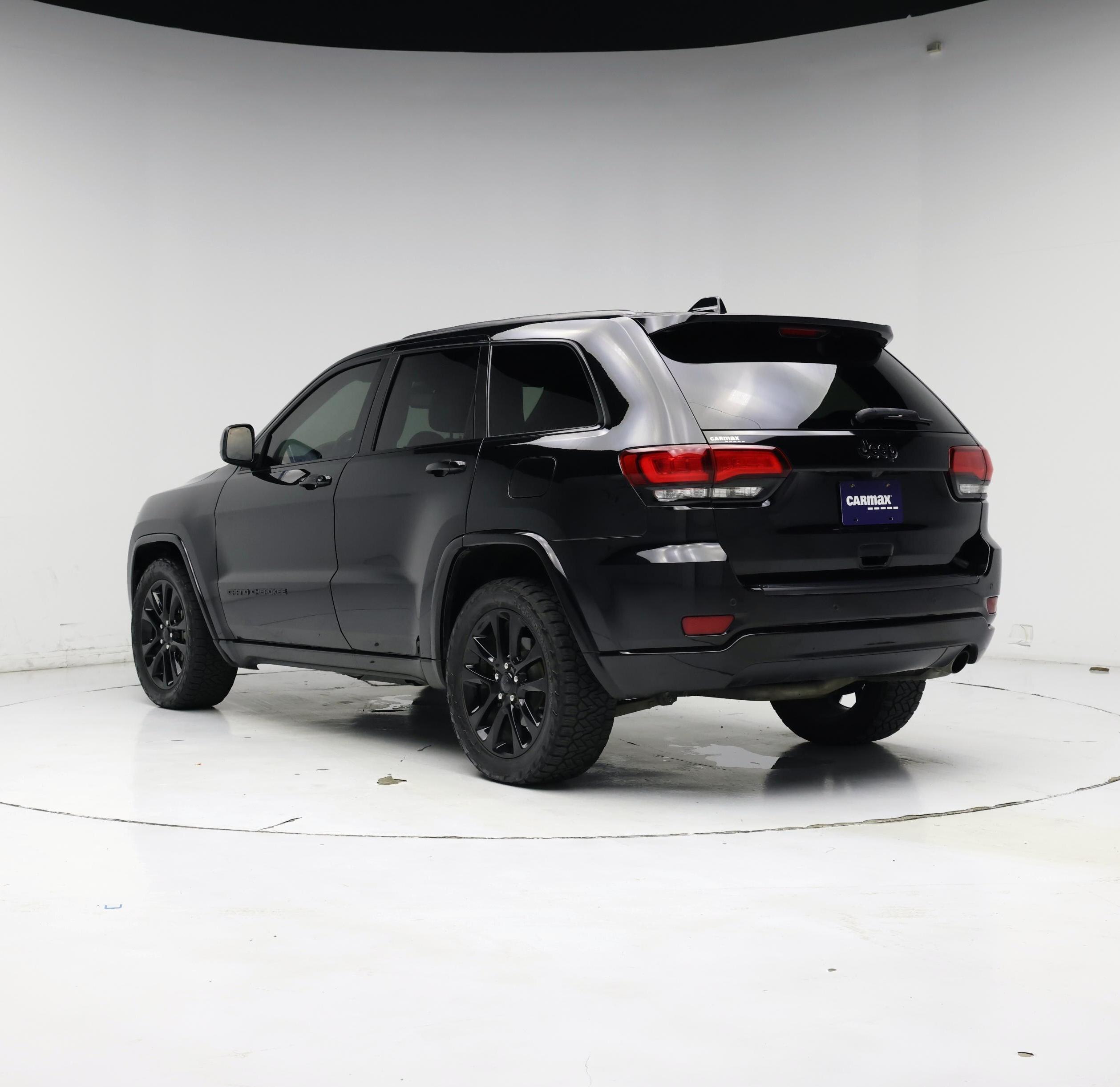 Thumbnail: 2020 Jeep Grand Cherokee - 2