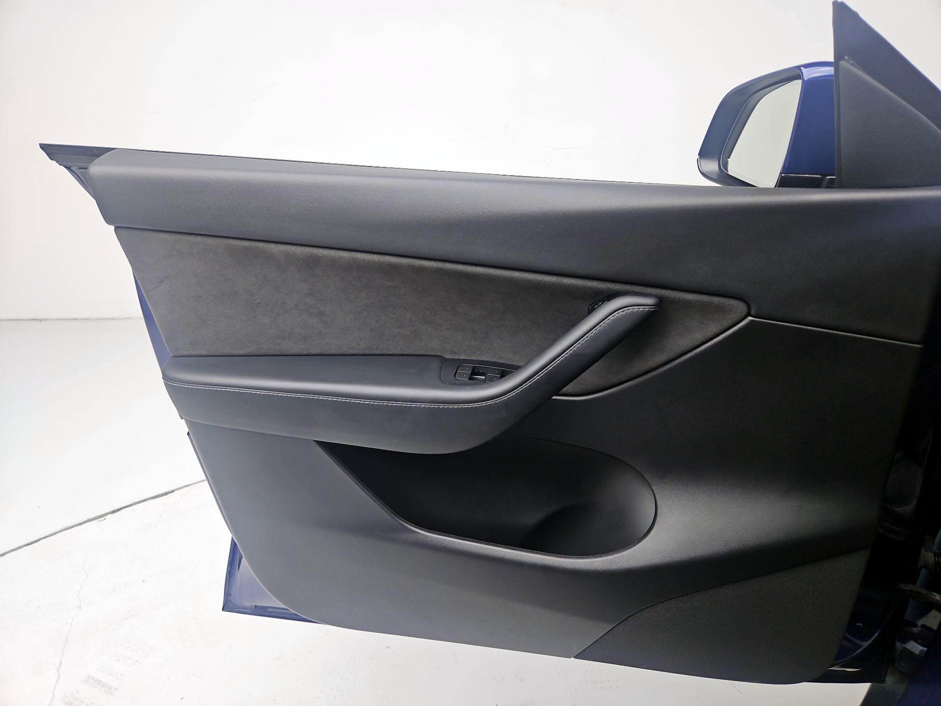 Thumbnail: 2022 Tesla Model Y - 12