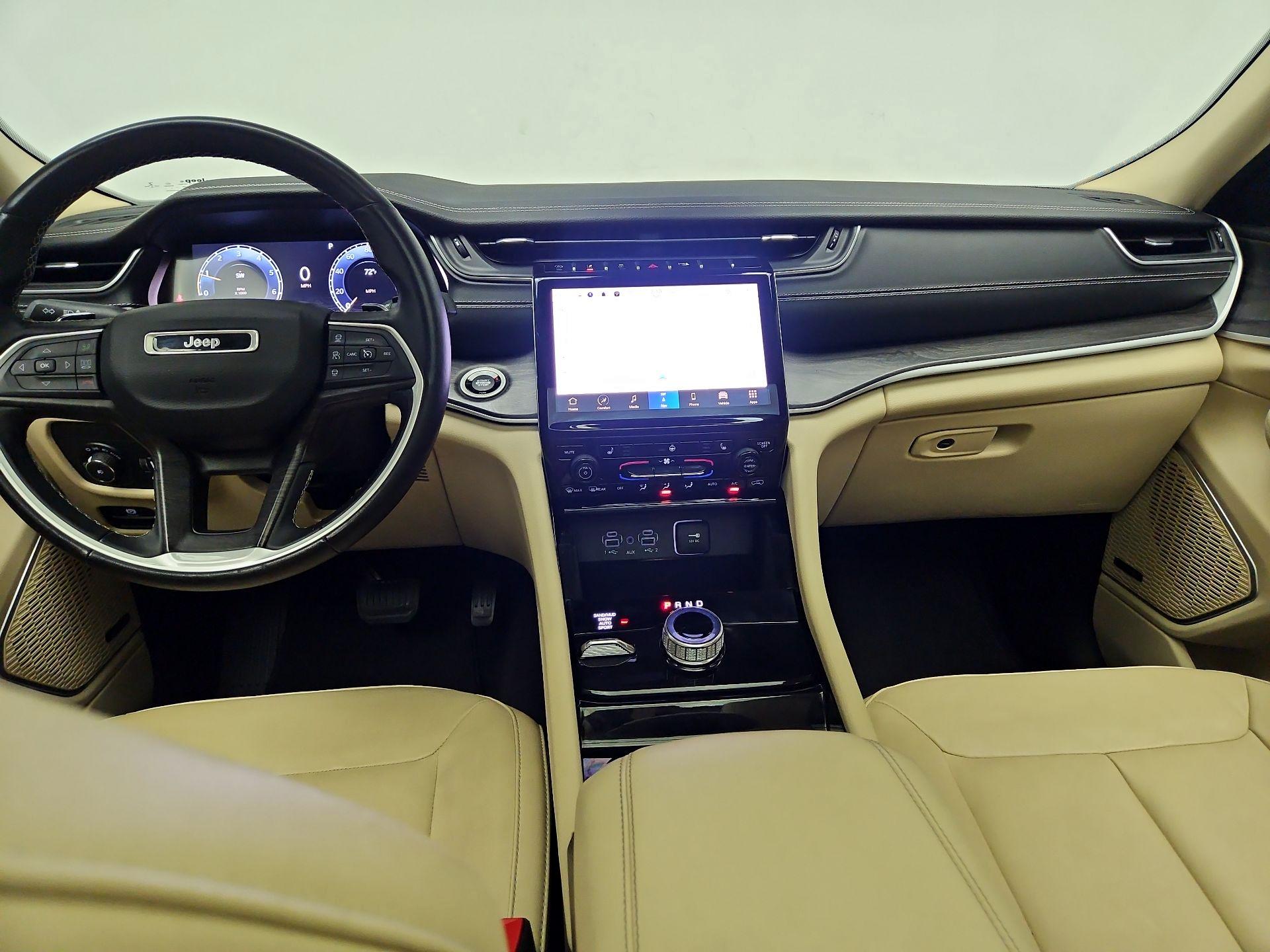 Thumbnail: 2022 Jeep Grand Cherokee - 9