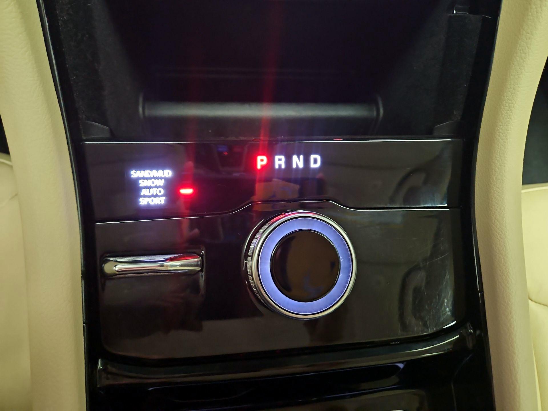 Thumbnail: 2022 Jeep Grand Cherokee - 18