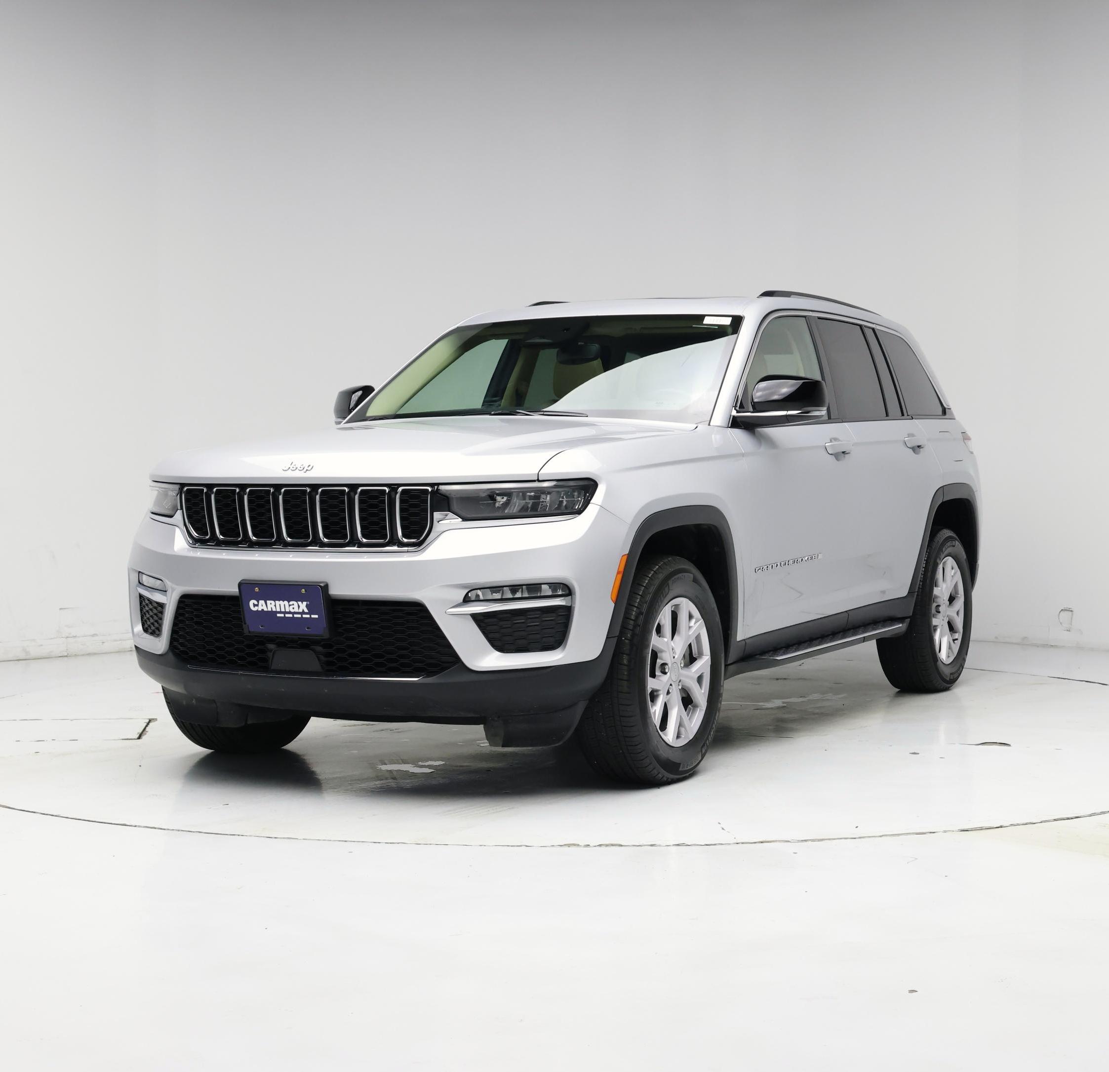 Thumbnail: 2022 Jeep Grand Cherokee - 4