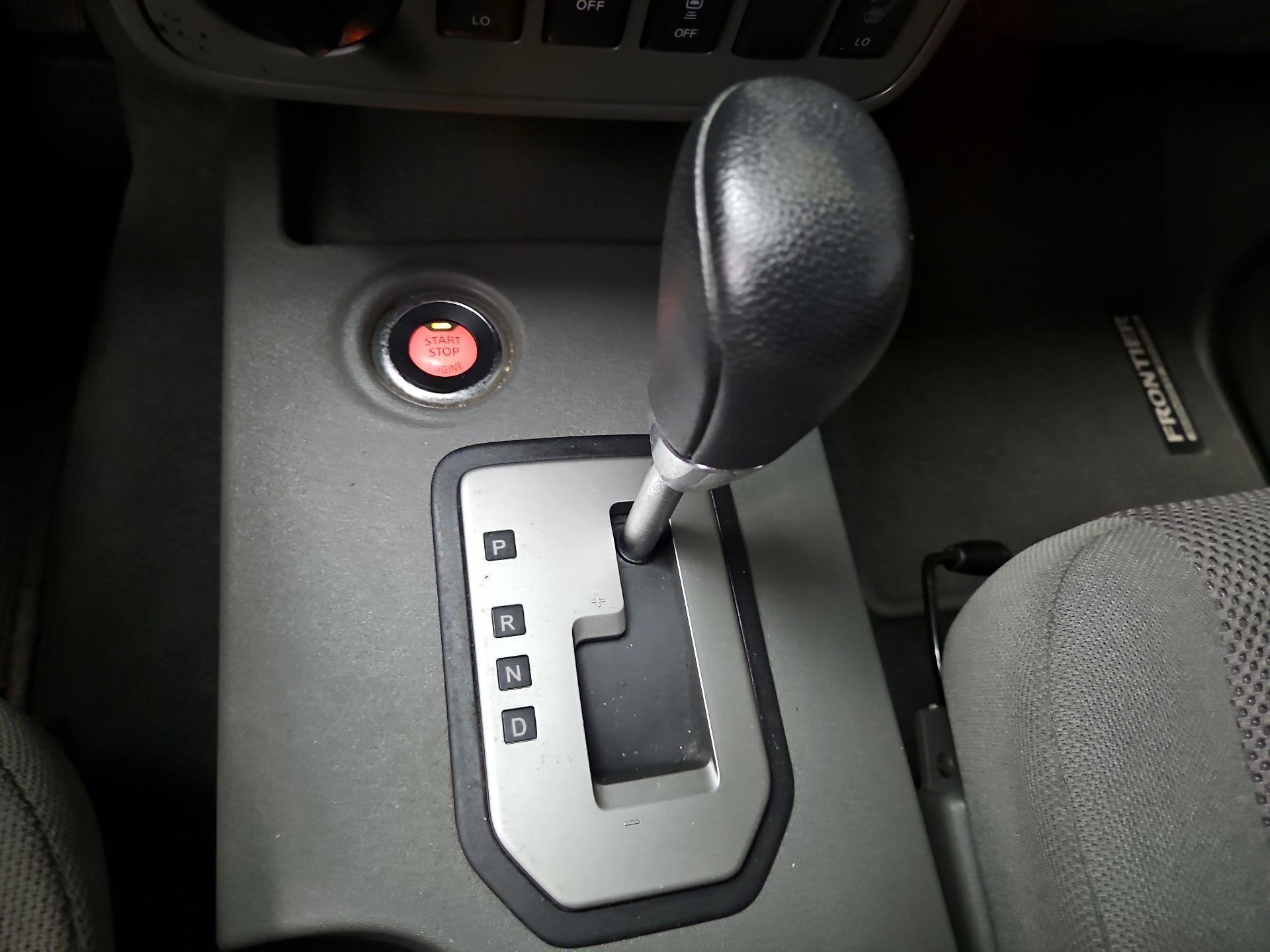 Thumbnail: 2020 Nissan Frontier - 17