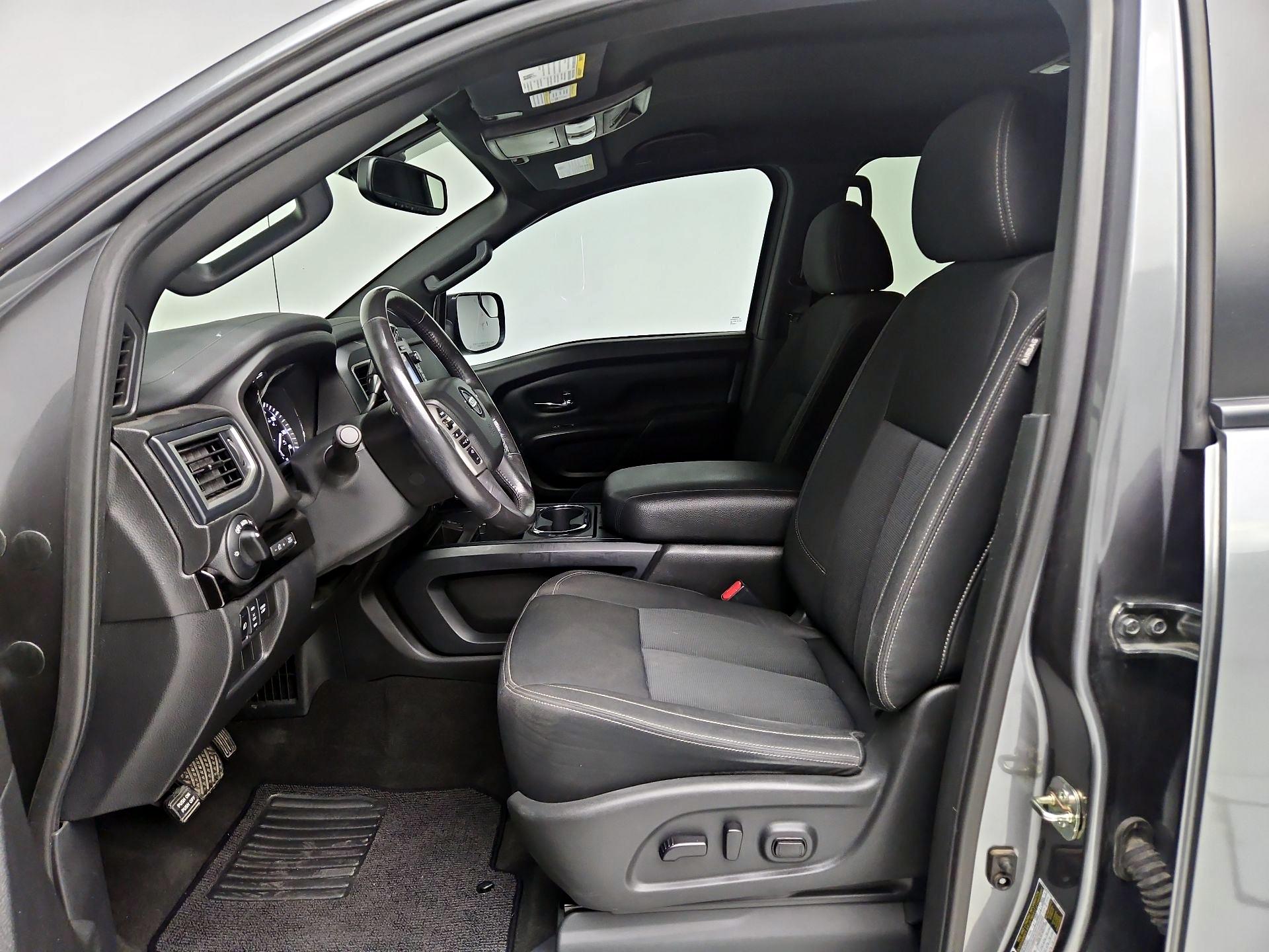 Thumbnail: 2018 Nissan Titan - 11