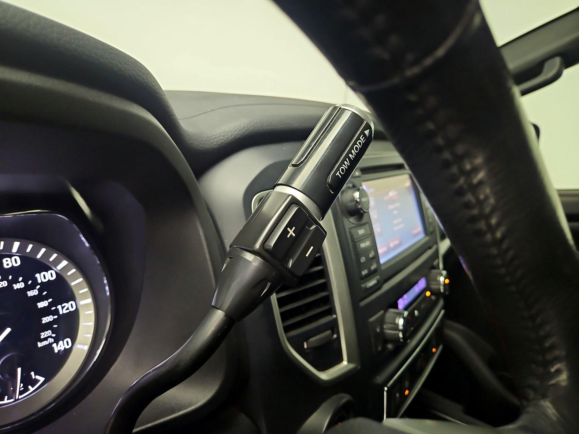 Thumbnail: 2018 Nissan Titan - 18