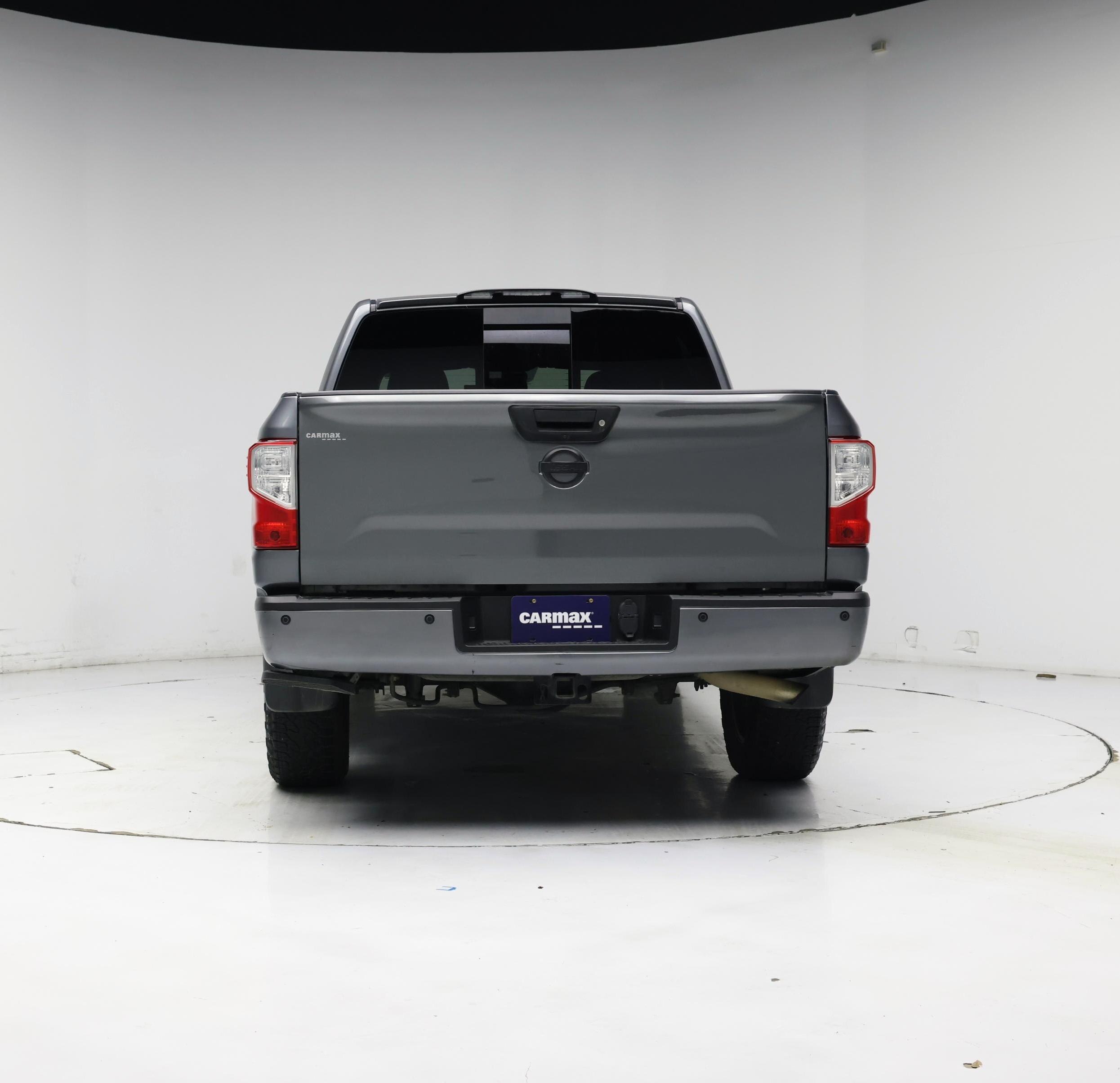 Thumbnail: 2018 Nissan Titan - 6
