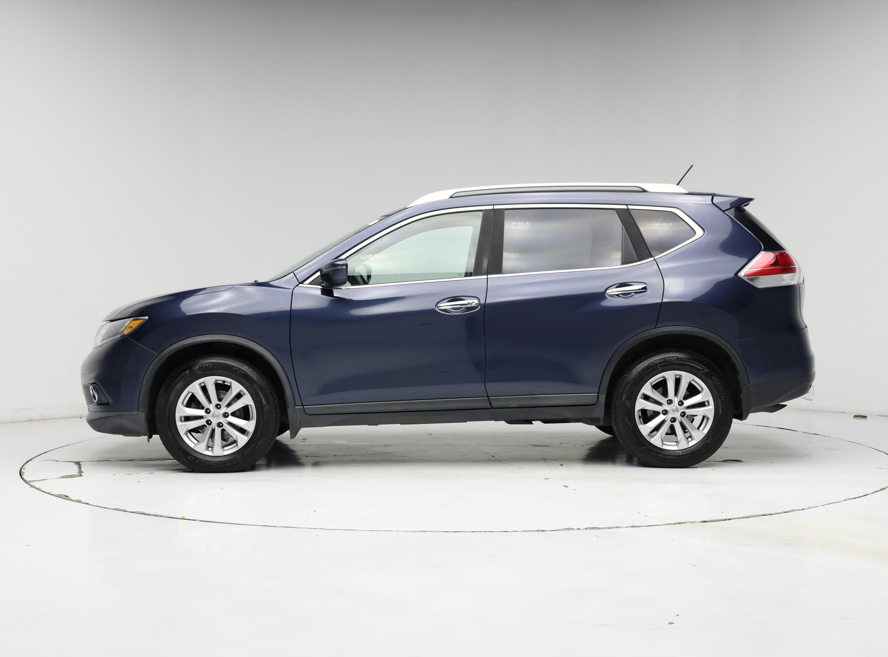 Thumbnail: 2016 Nissan Rogue - 3