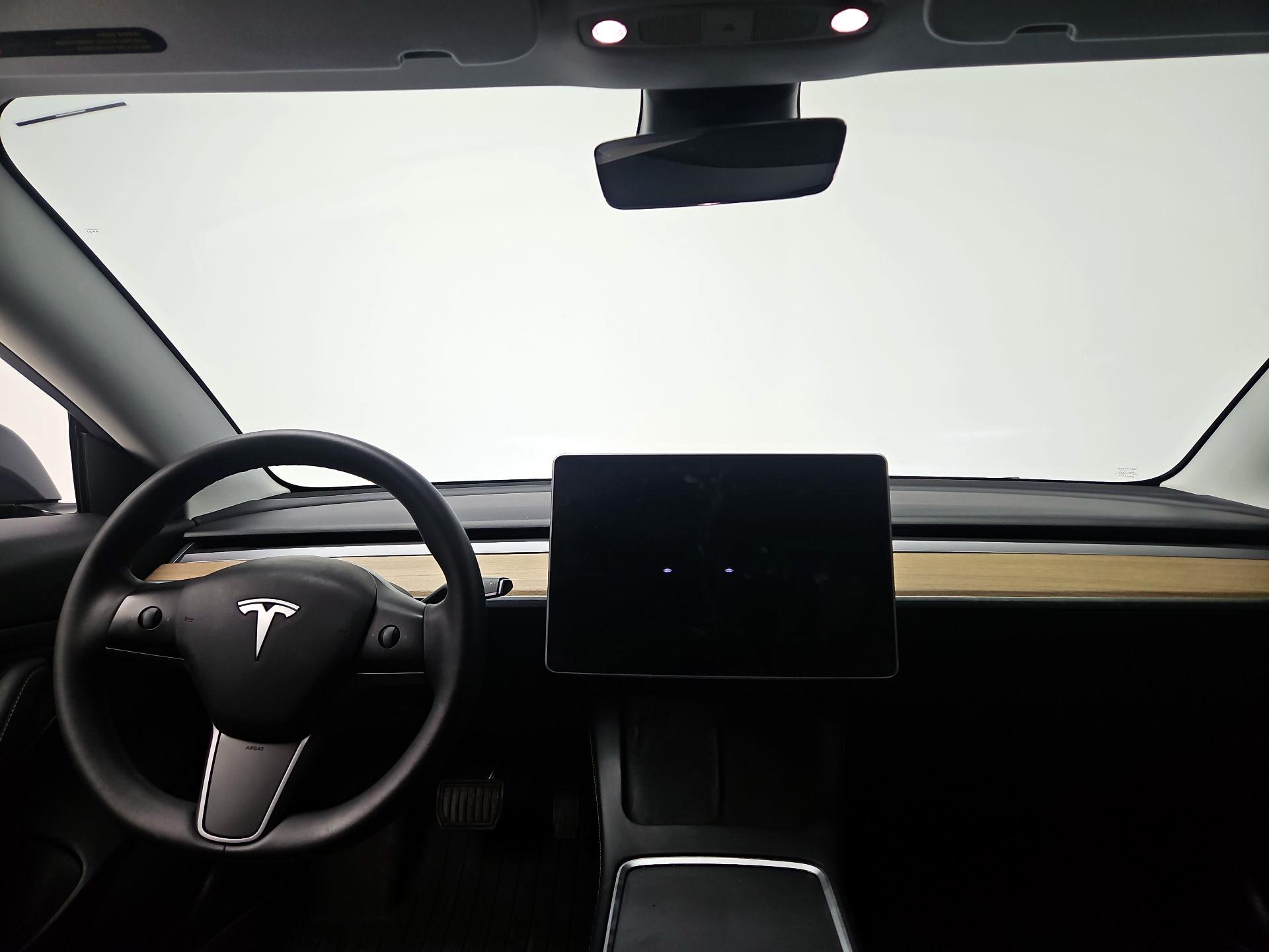 Thumbnail: 2021 Tesla Model 3 - 9