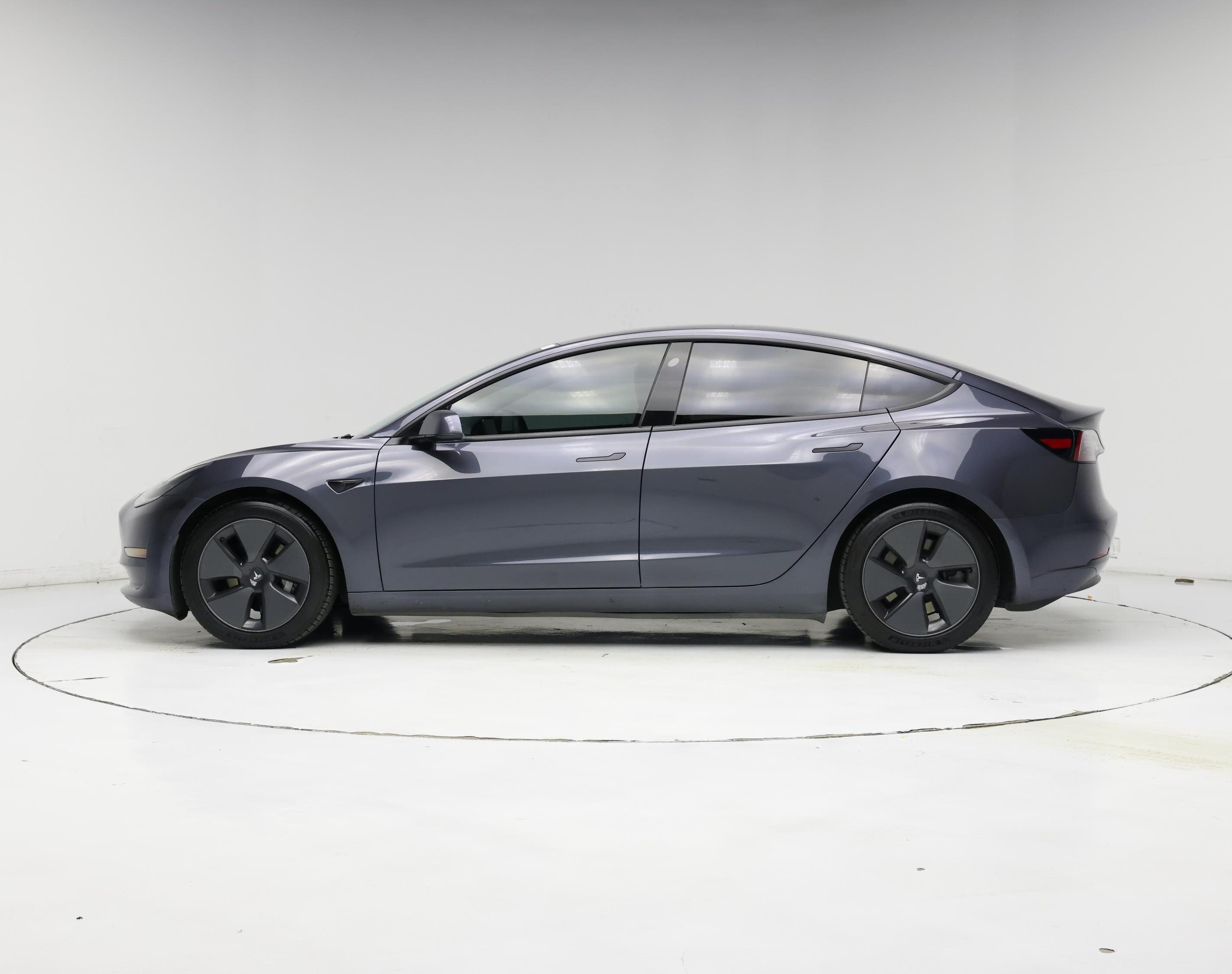 Thumbnail: 2021 Tesla Model 3 - 3