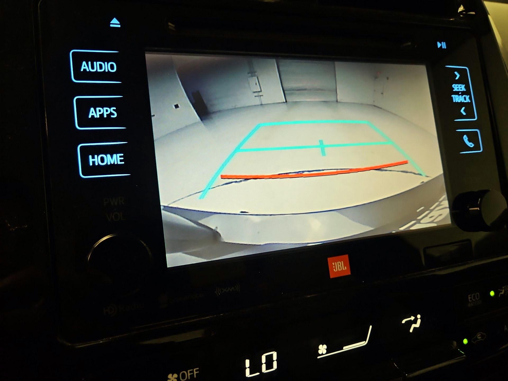 Thumbnail: 2016 Toyota Prius - 15