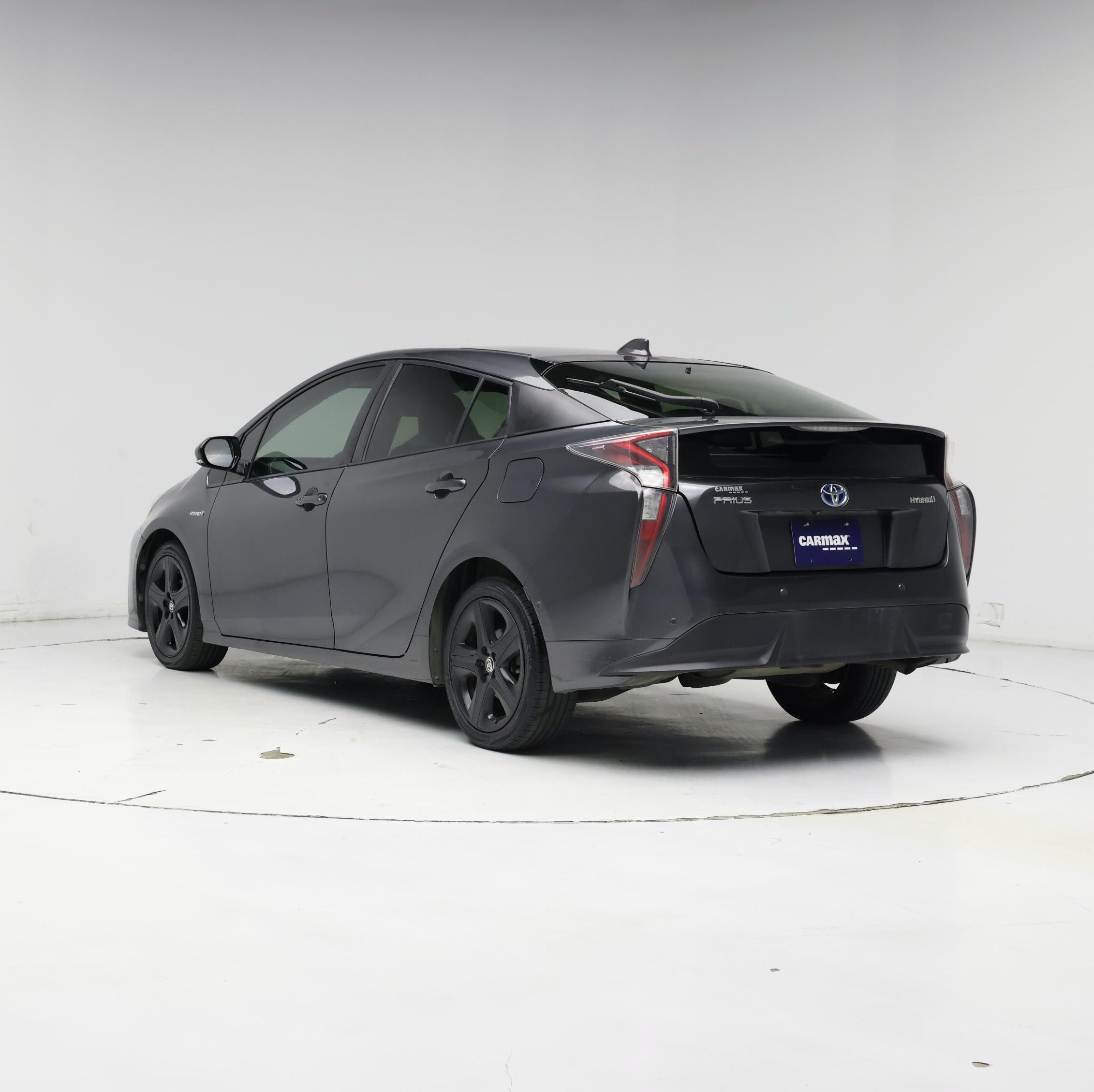 Thumbnail: 2016 Toyota Prius - 2