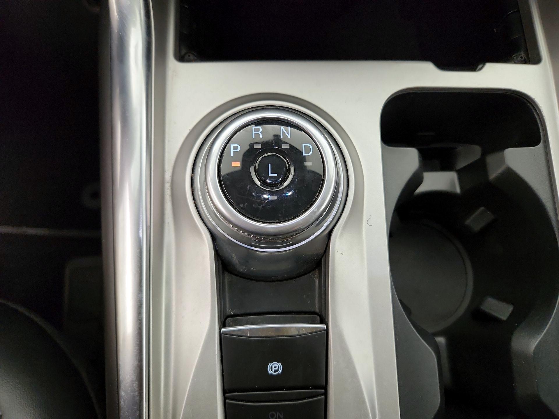 Thumbnail: 2022 Ford Explorer - 17