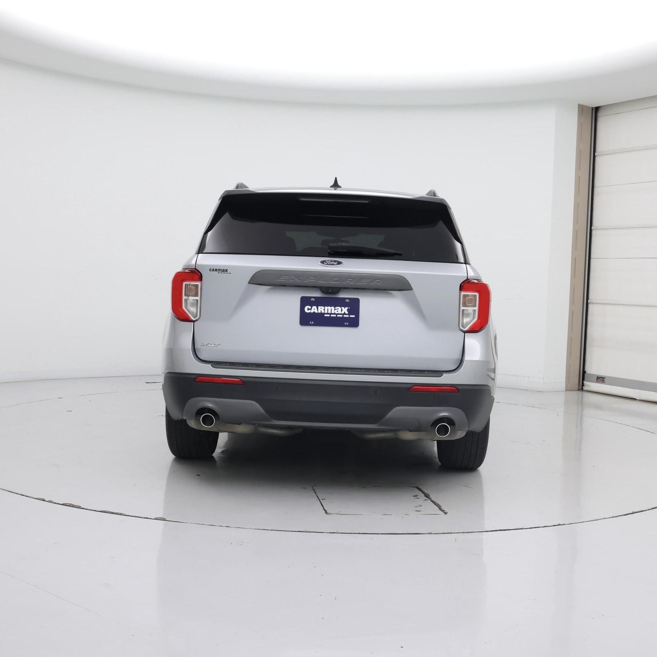 Thumbnail: 2022 Ford Explorer - 6