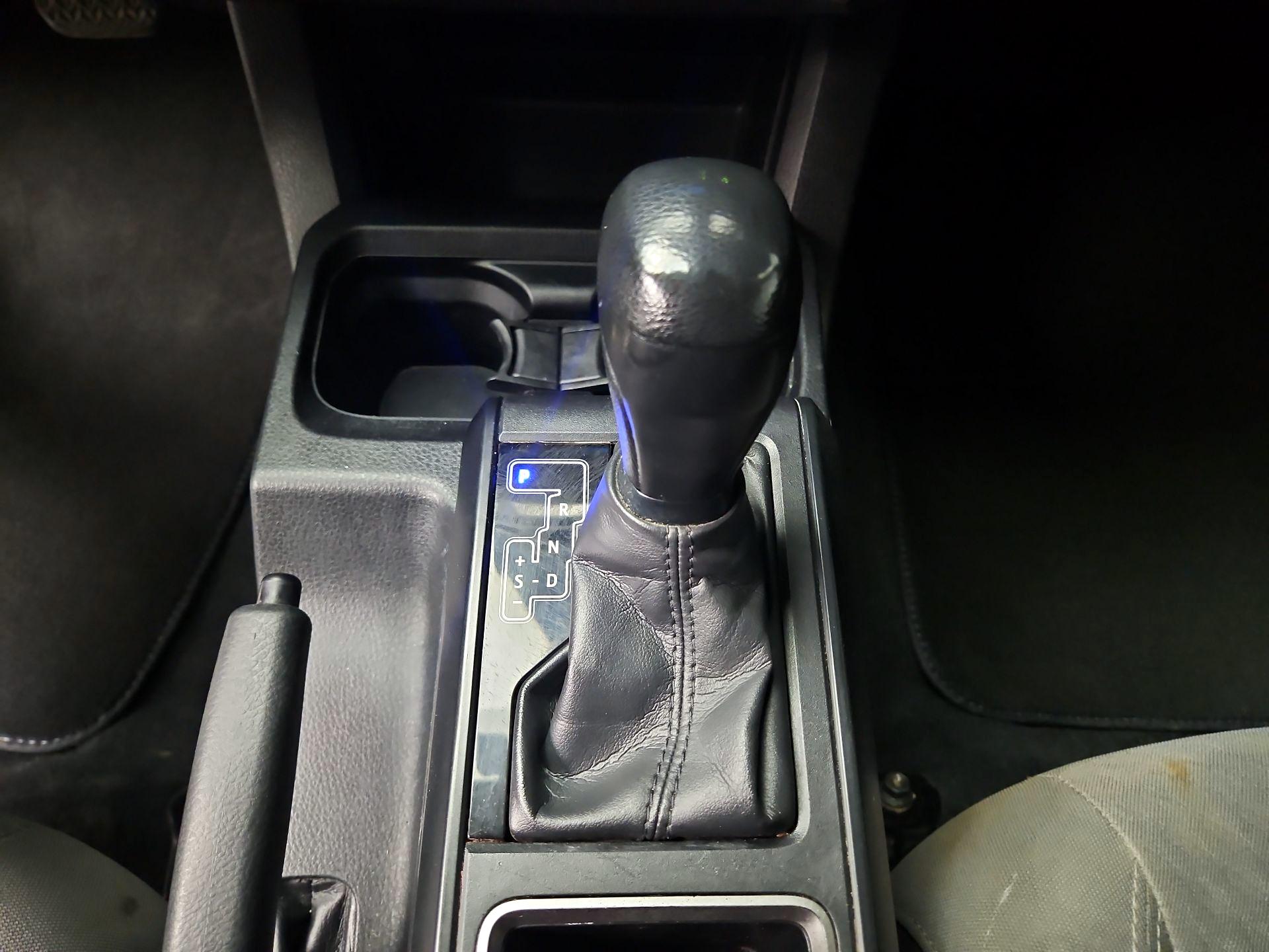 Thumbnail: 2023 Toyota Tacoma - 17