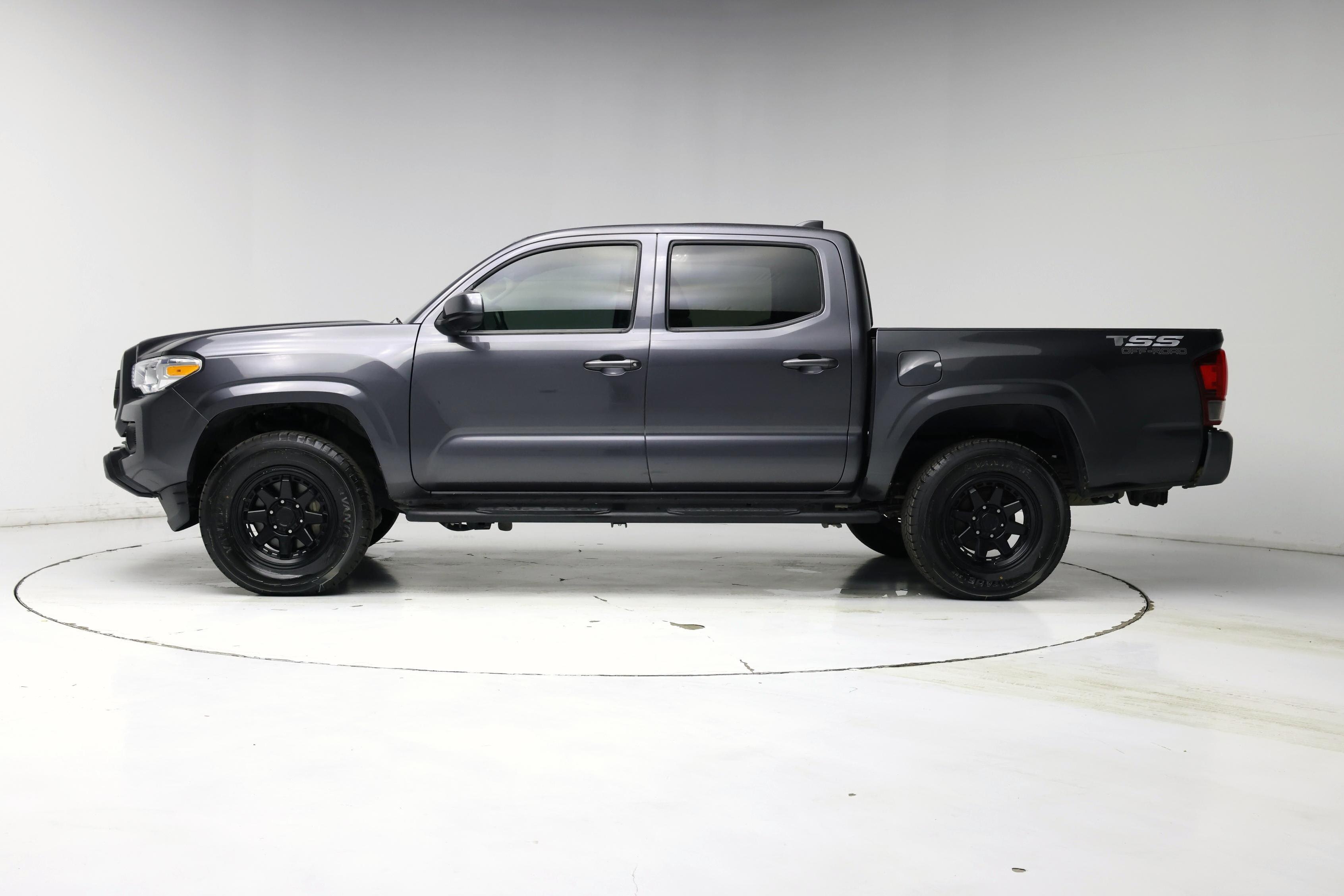 Thumbnail: 2023 Toyota Tacoma - 3