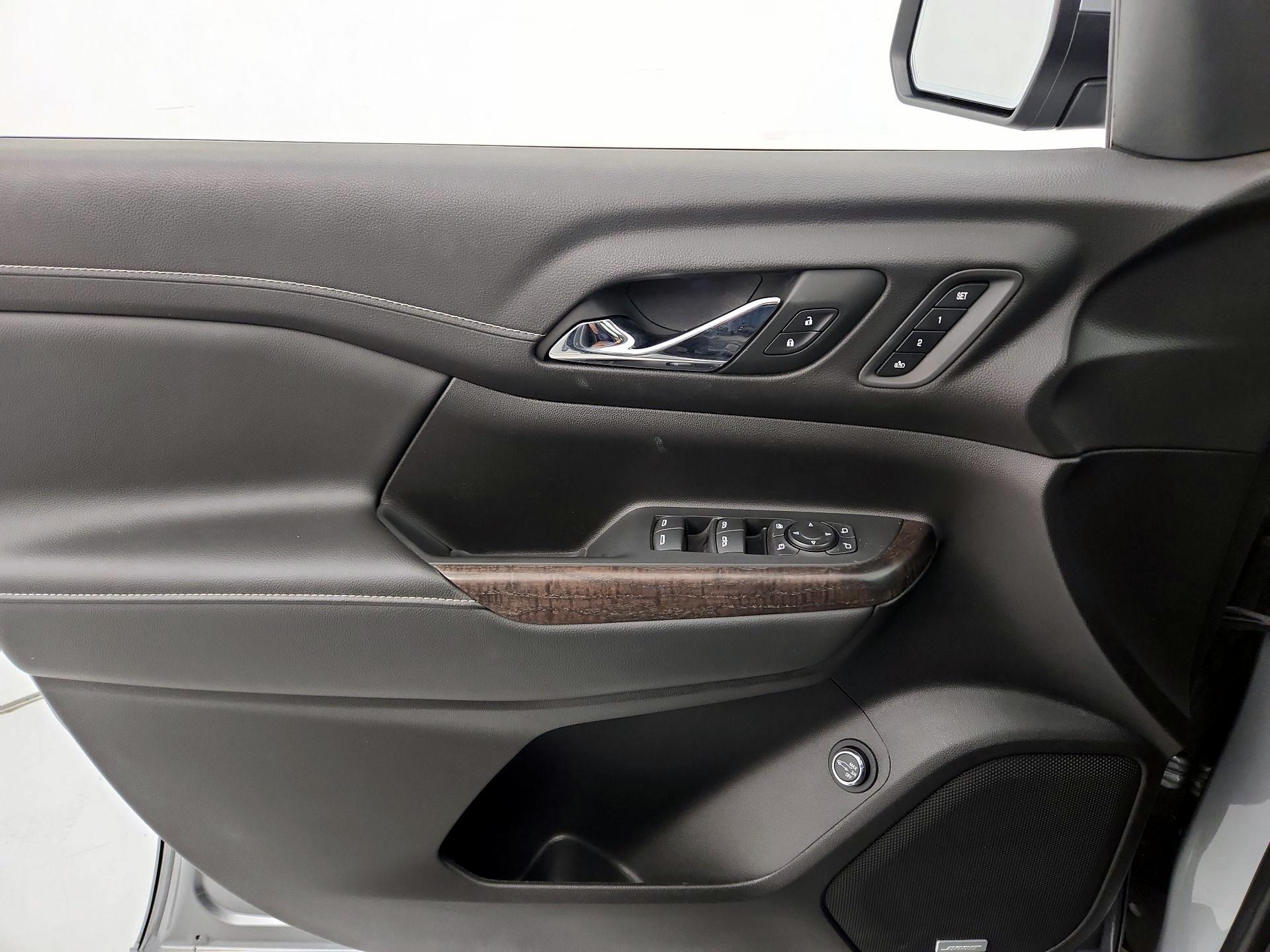 Thumbnail: 2023 GMC Acadia - 12