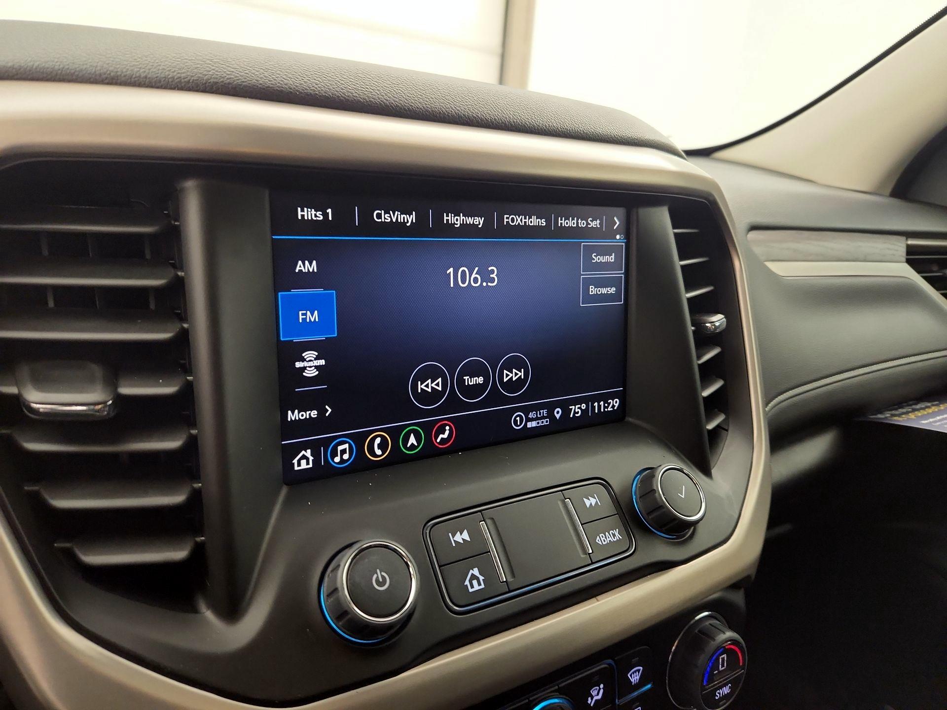 Thumbnail: 2023 GMC Acadia - 16