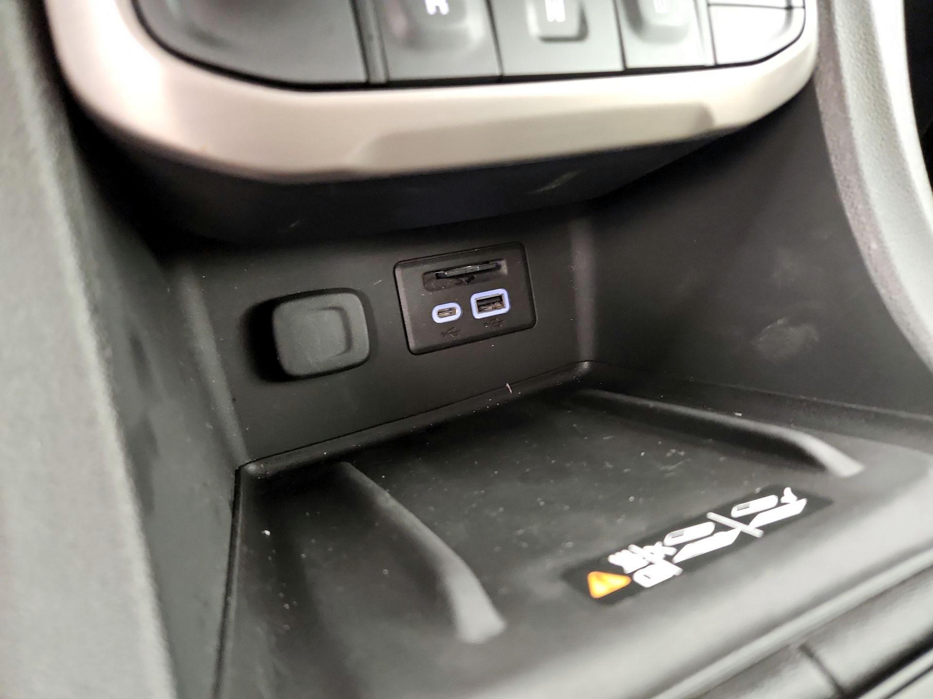Thumbnail: 2023 GMC Acadia - 19