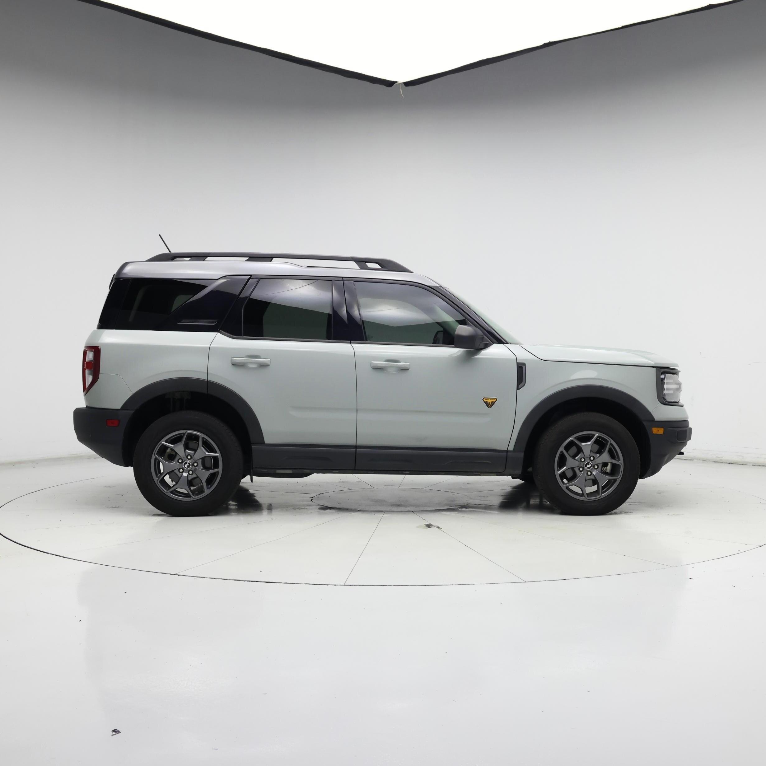 Thumbnail: 2021 Ford Bronco Sport - 7