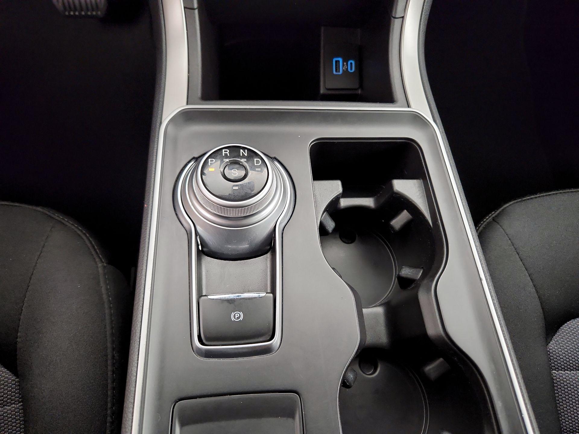Thumbnail: 2023 Ford Edge - 17