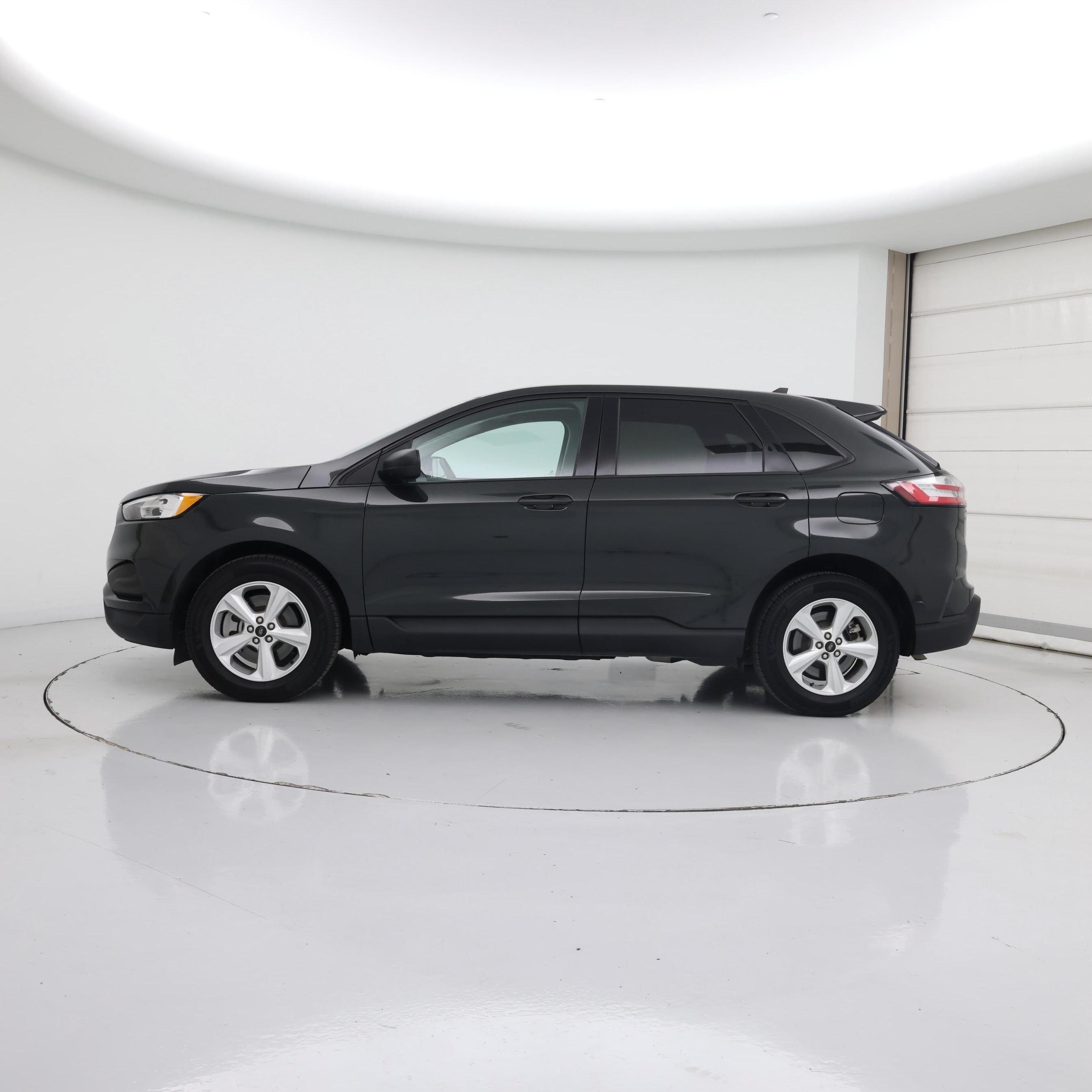 Thumbnail: 2023 Ford Edge - 3