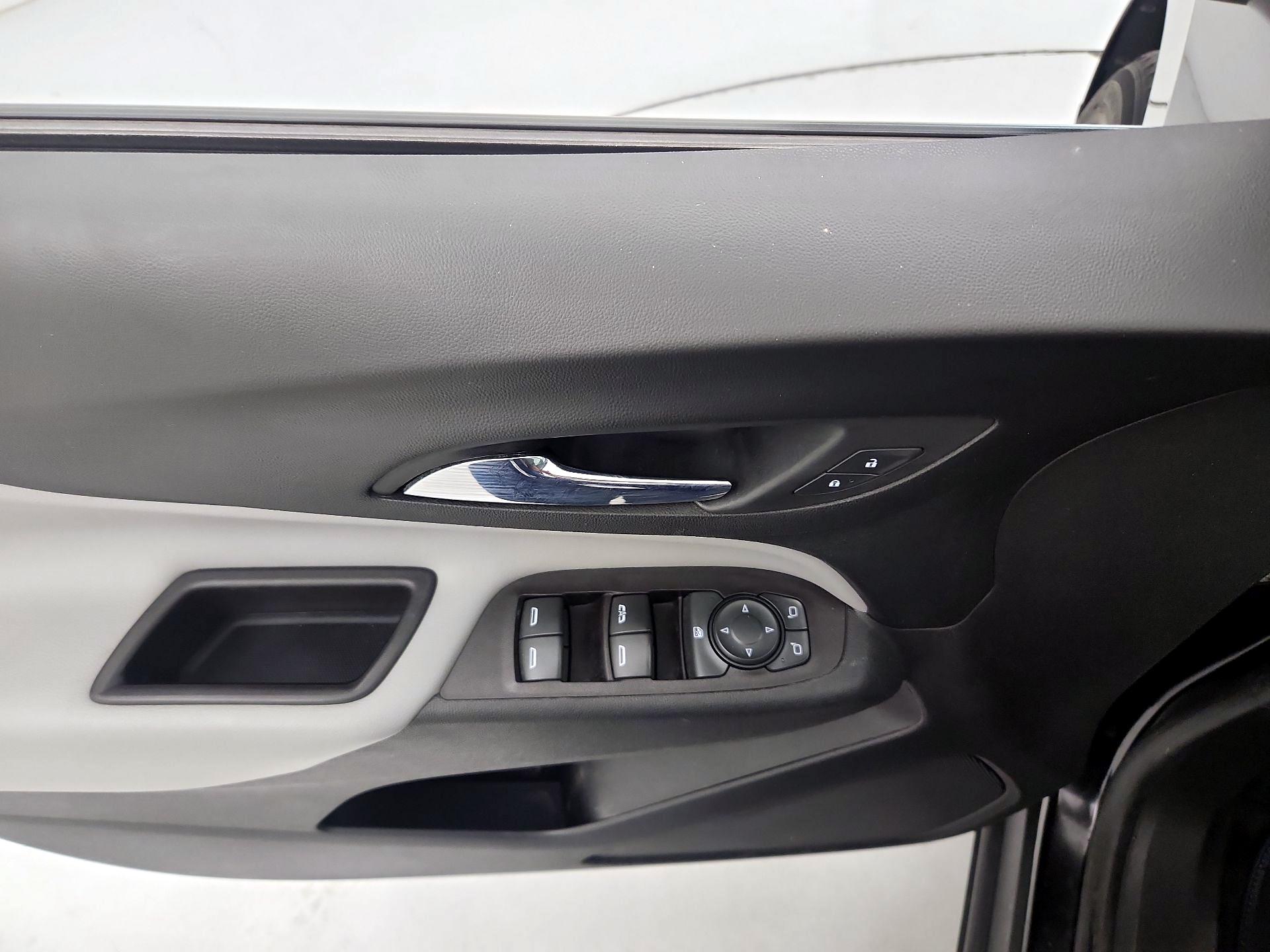Thumbnail: 2022 Chevrolet Equinox - 12
