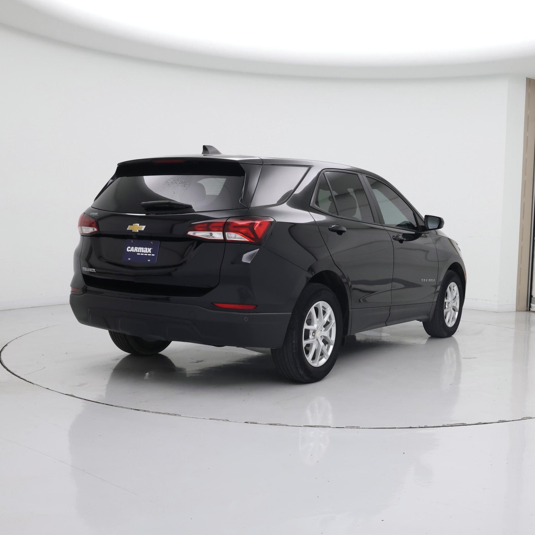Thumbnail: 2022 Chevrolet Equinox - 8