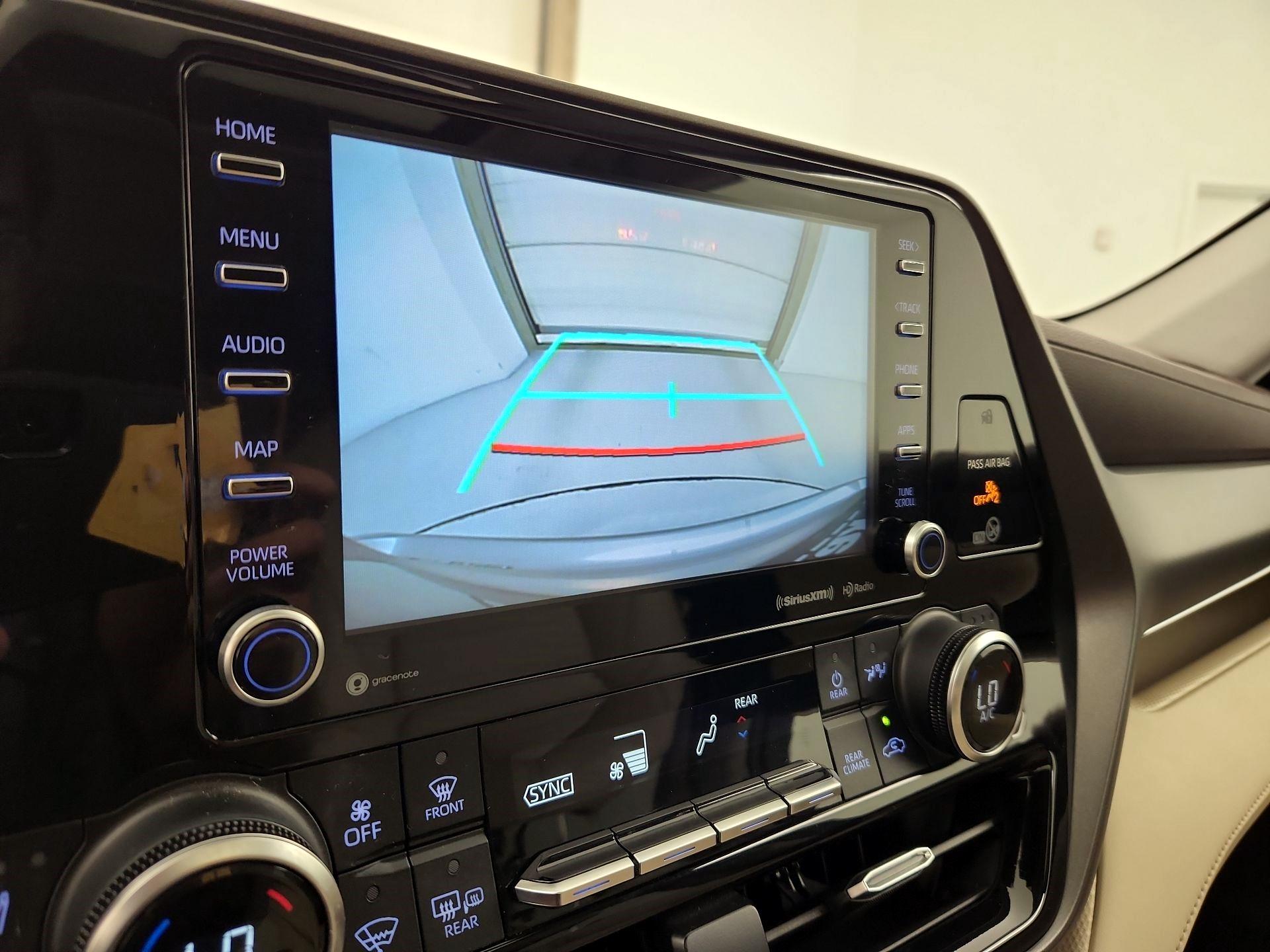 Thumbnail: 2021 Toyota Highlander - 14