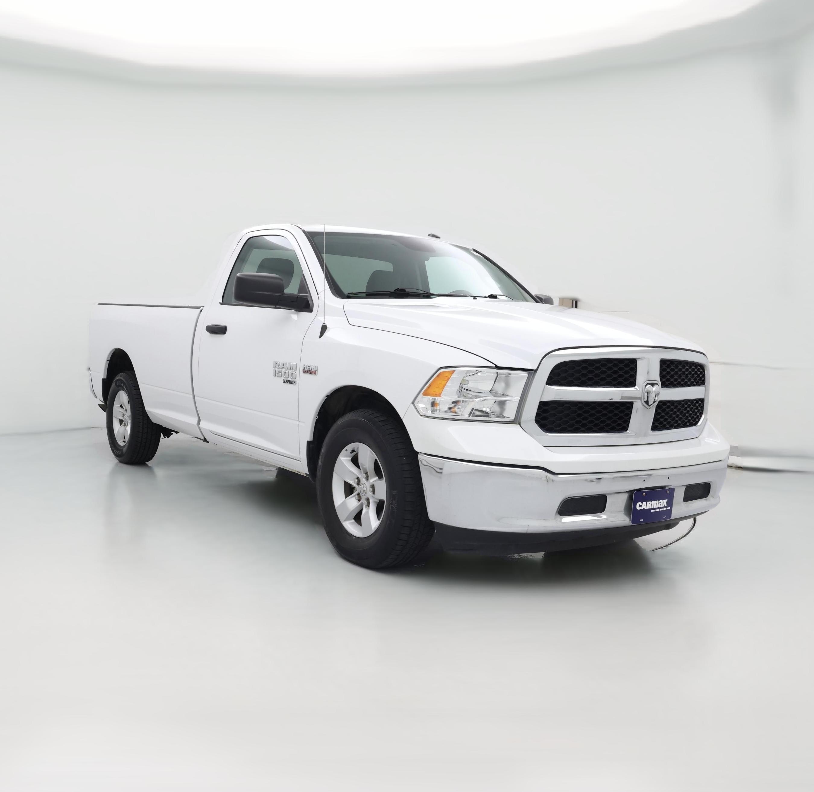 Thumbnail: 2022 RAM 1500 Classic - 1